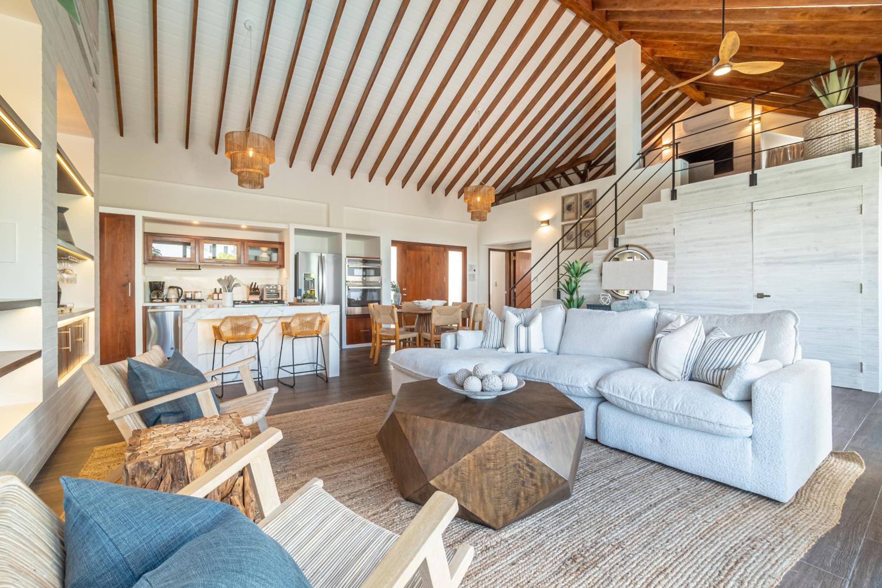 Conch Shell Cottage and The PoolClub at Mahogany Bay!