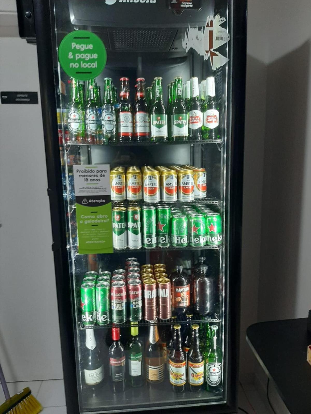 Lindo studio equipado em apartamento clube com academia e conforto no centro de Curitiba - MID Home
