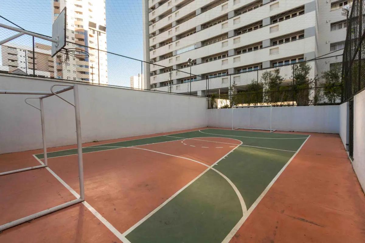 Lindo studio equipado em apartamento clube com academia e conforto no centro de Curitiba - MID Home