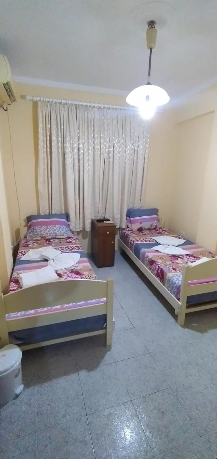 Economy Room 2