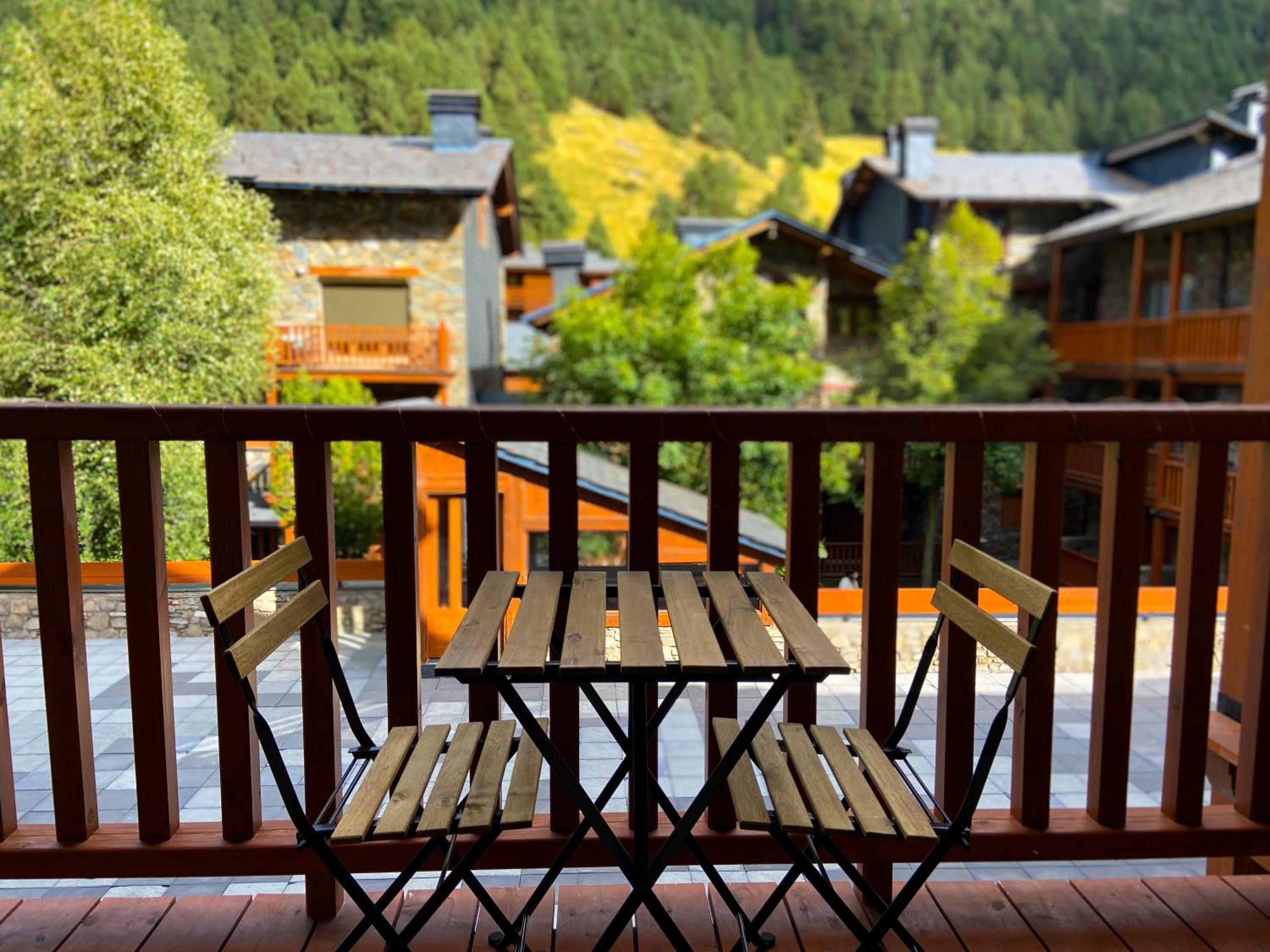 Modern Blue Studio En Valle De Incles - Parking Gratis l by BonesVacances