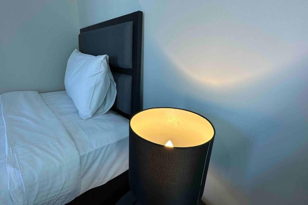 HeartCBD LUX Top Floor 2 Bedroom /Pool/Spa/GYM