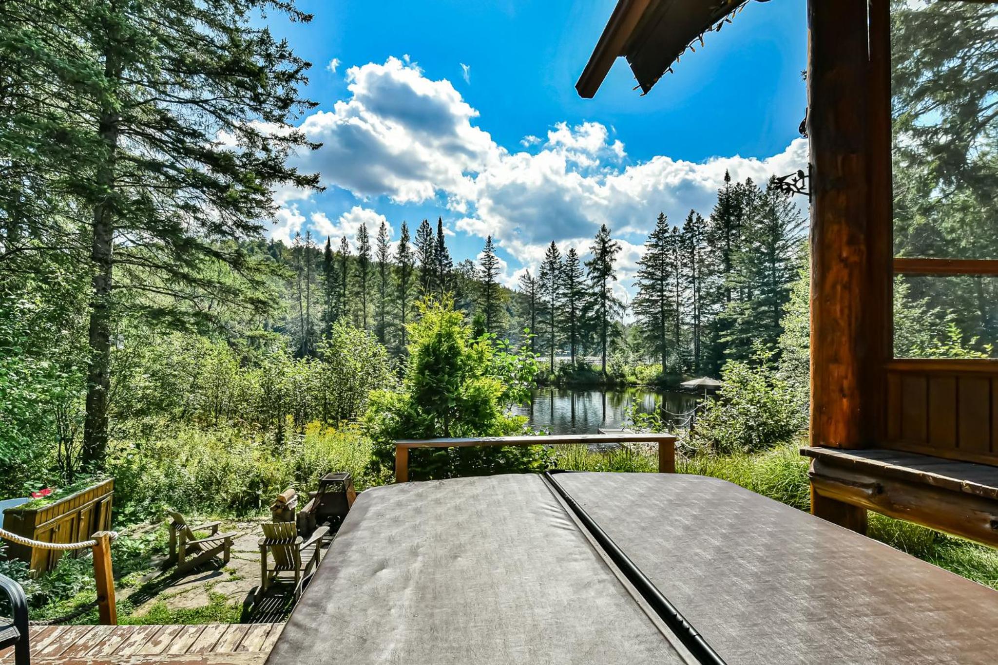 Caribou Cottage