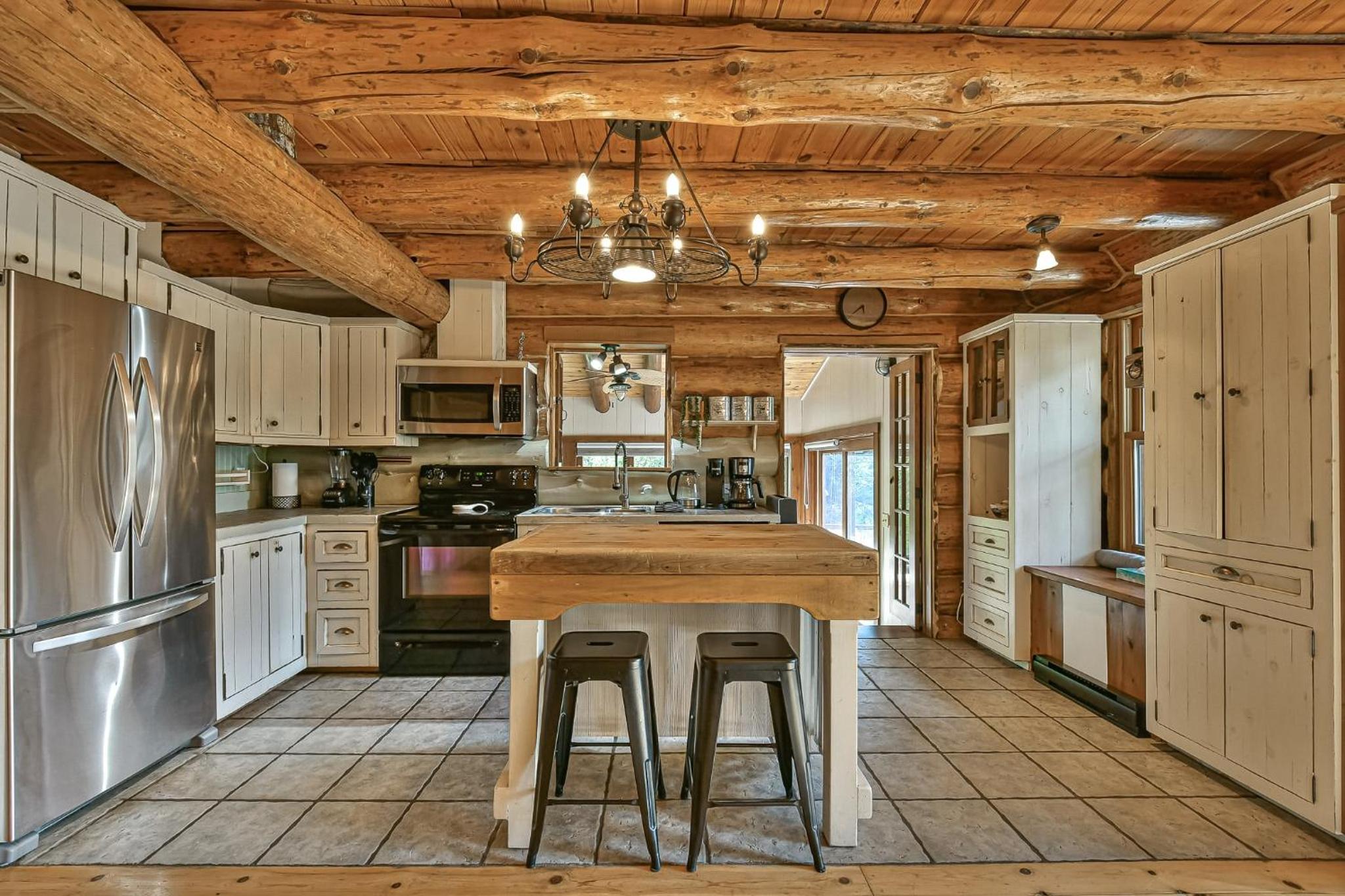 Caribou Cottage