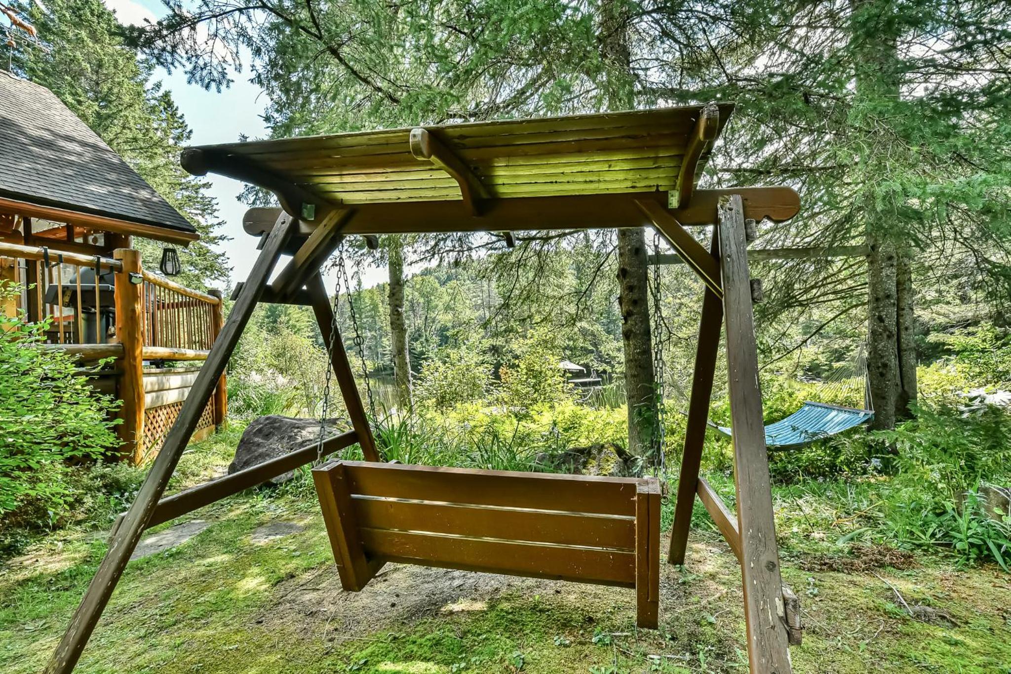 Caribou Cottage