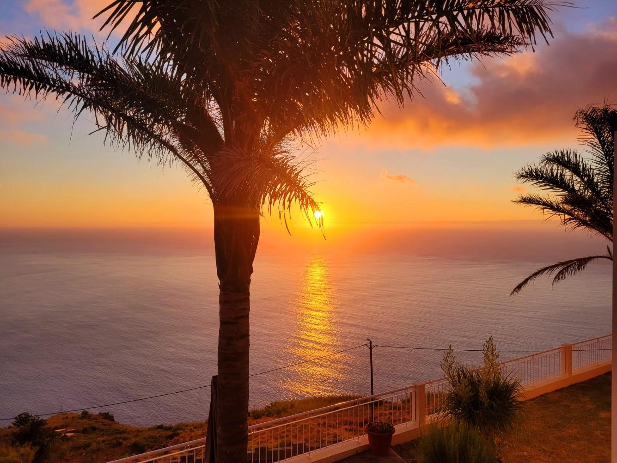 The best sea view in Madeira - Casa Farol view 2