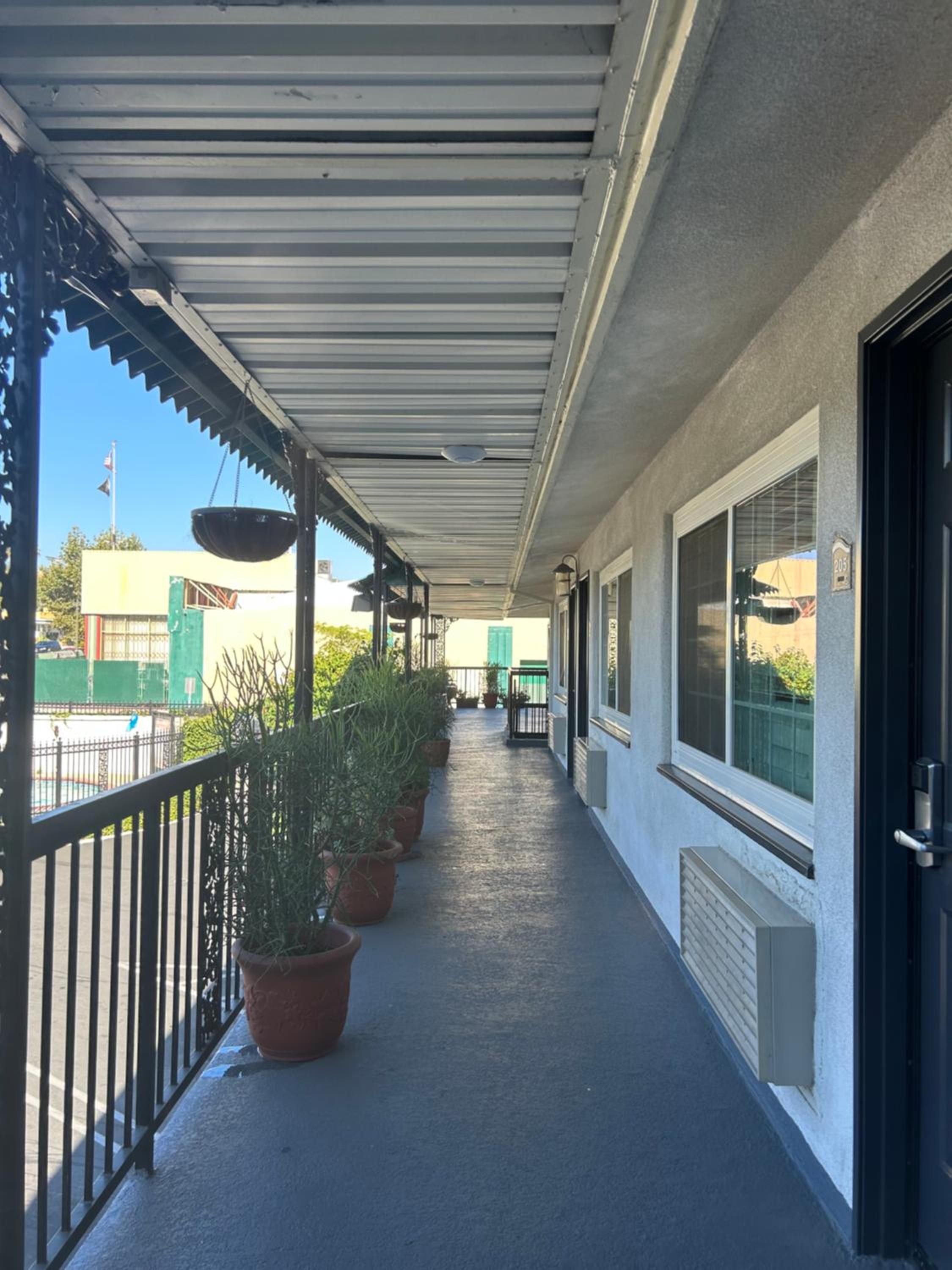 Welcome Inn, Billede 13