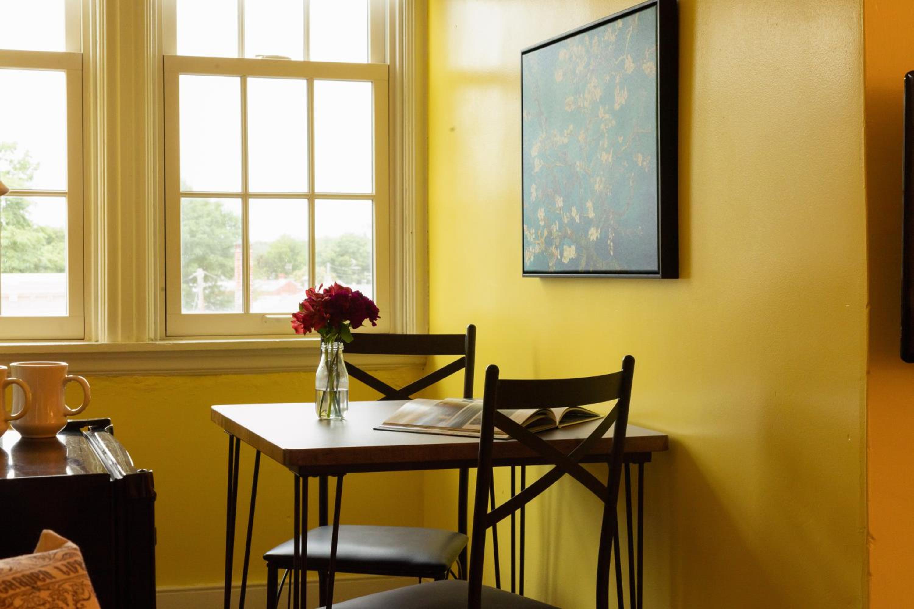 Hotel Carlisle House Bed and Breakfast