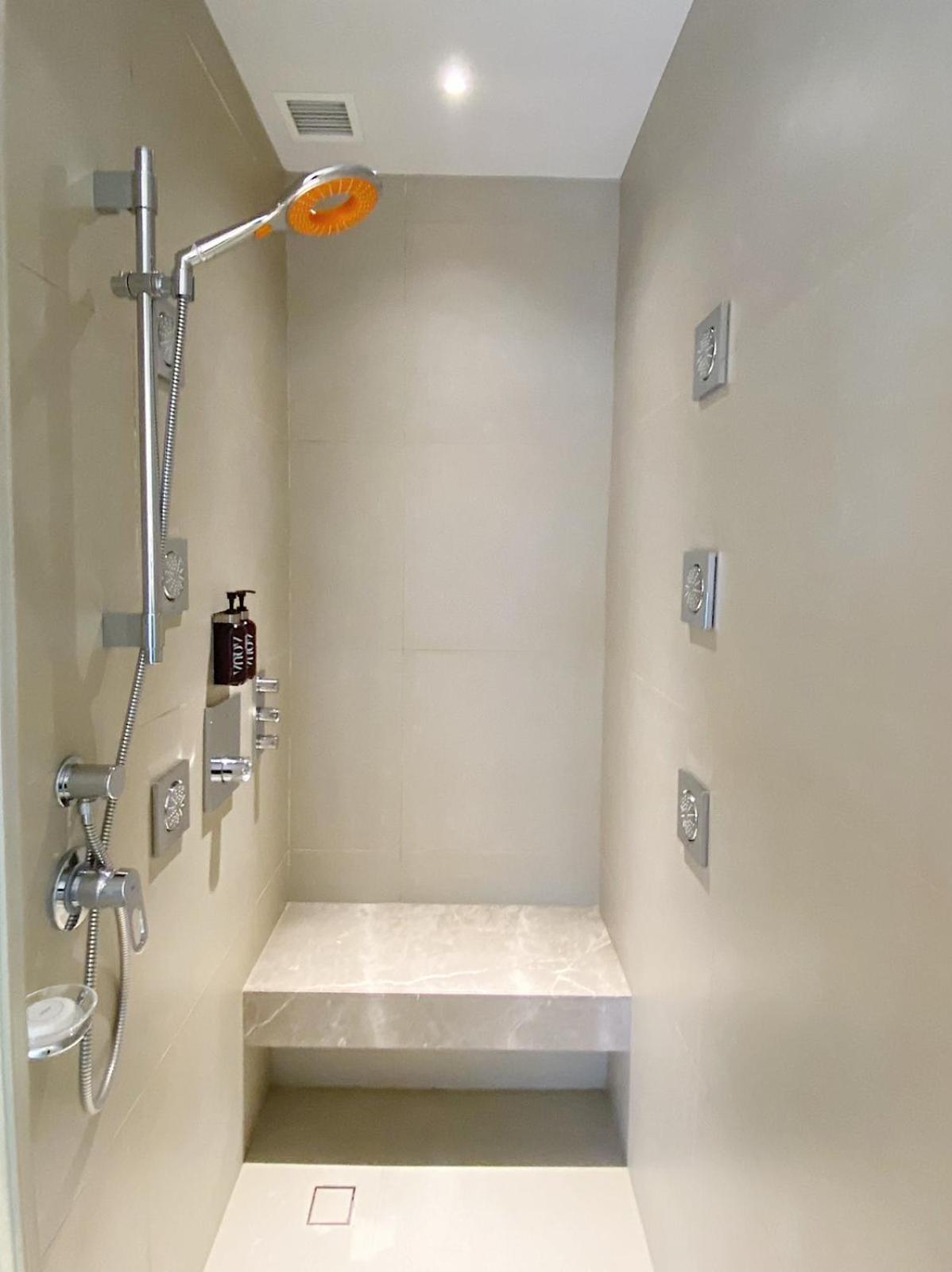 Brittany Hotel BGC photo 4