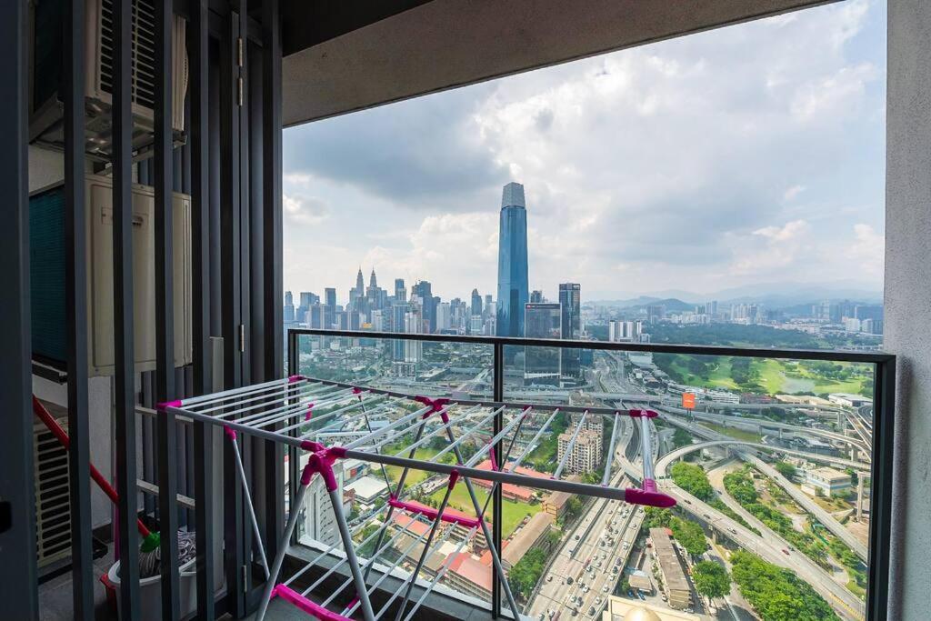 Luxury Residence Sky Garden Near TRX Mall 100Mbps