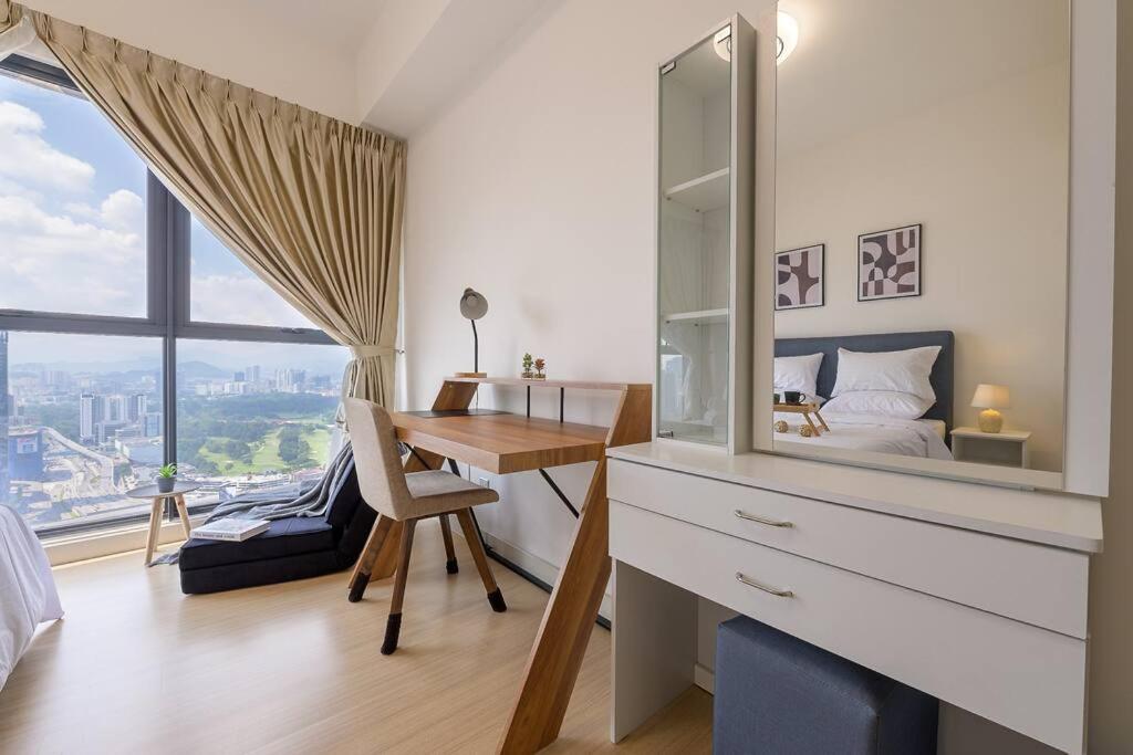 Luxury Residence Sky Garden Near TRX Mall 100Mbps