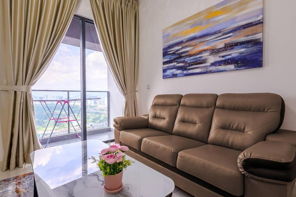 Luxury Residence Sky Garden Near TRX Mall 100Mbps