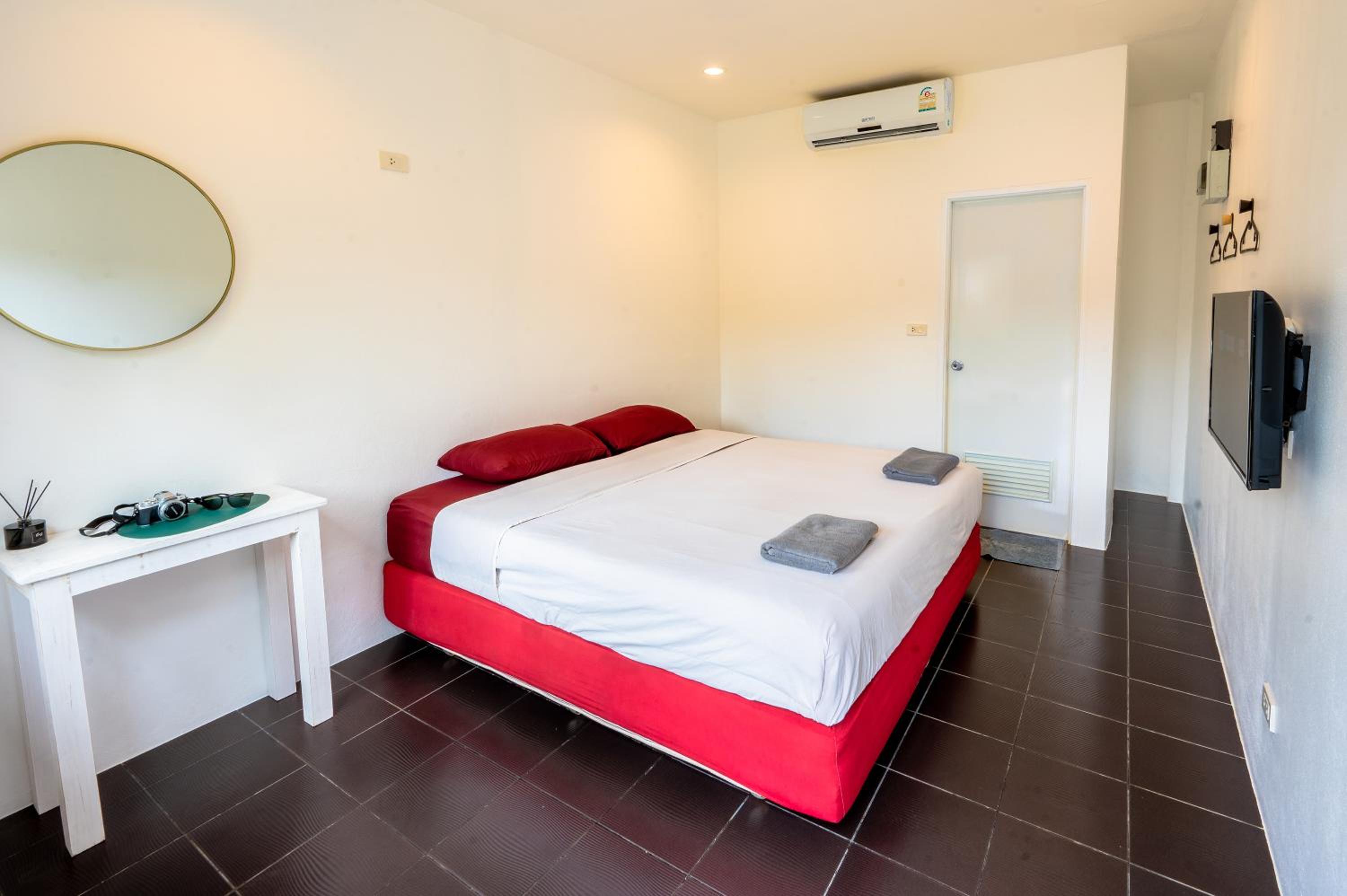 Samui Backpacker Hotel