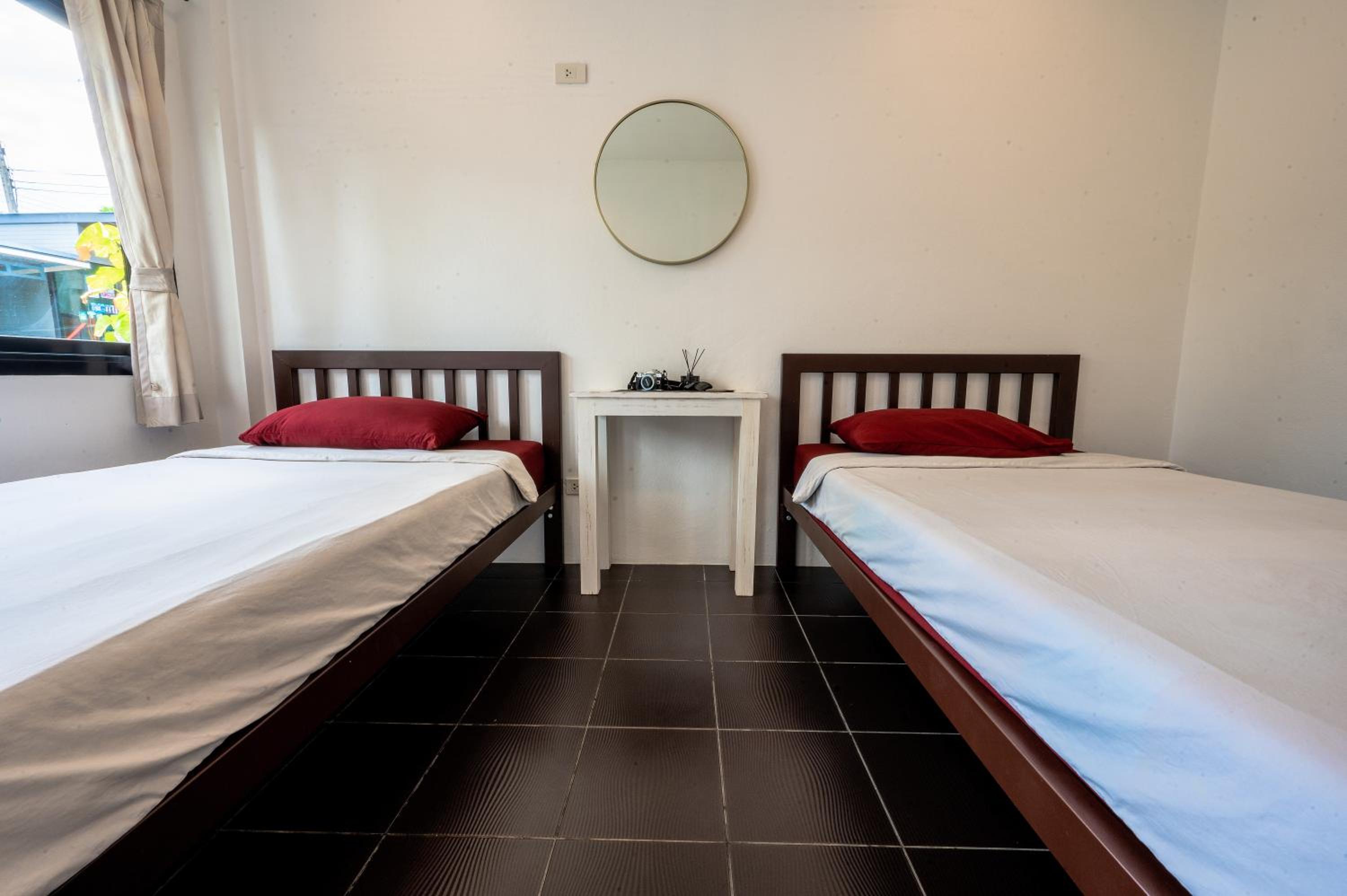 Samui Backpacker Hotel