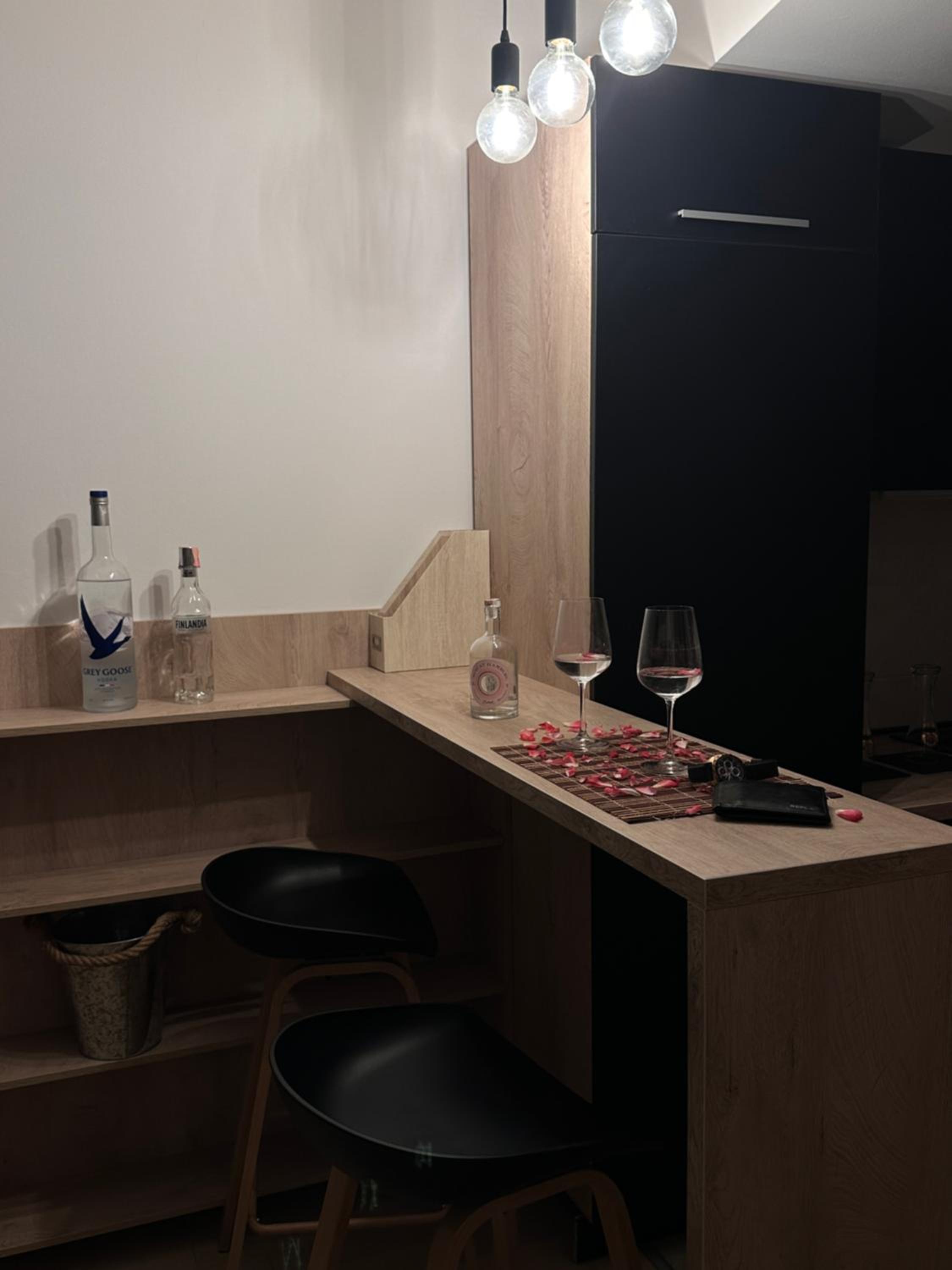 Dow Apartments - Luxury 13th floor, parking view 3
