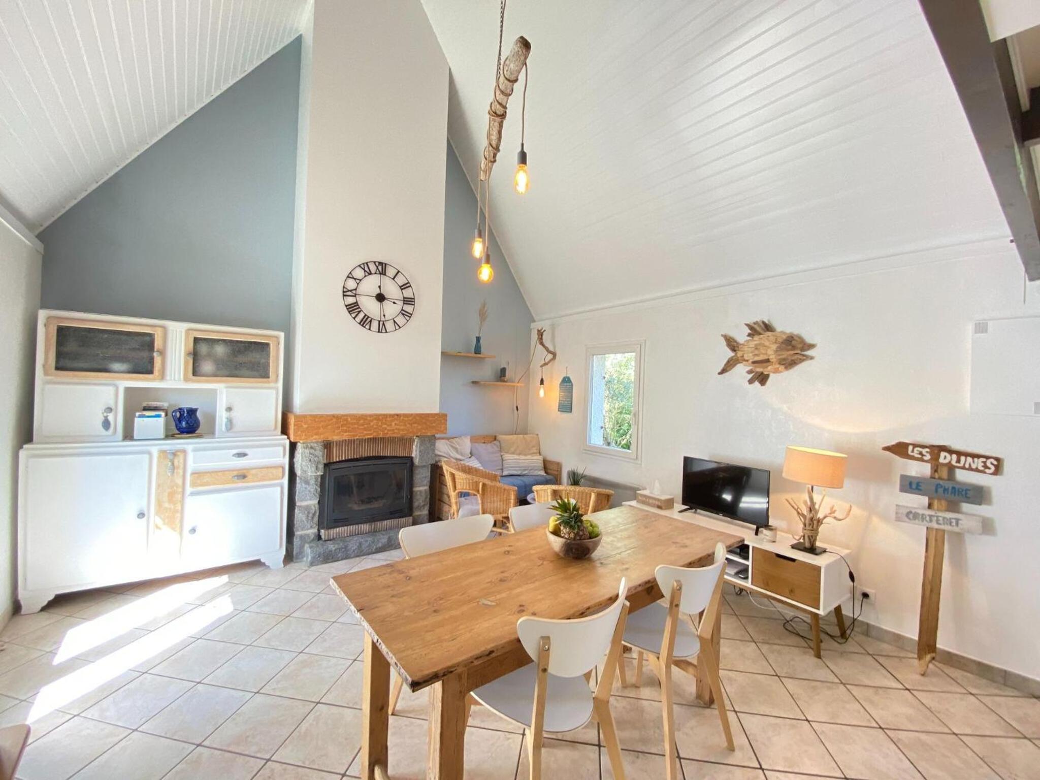 Holiday Home in Carteret near Dunes & Beach