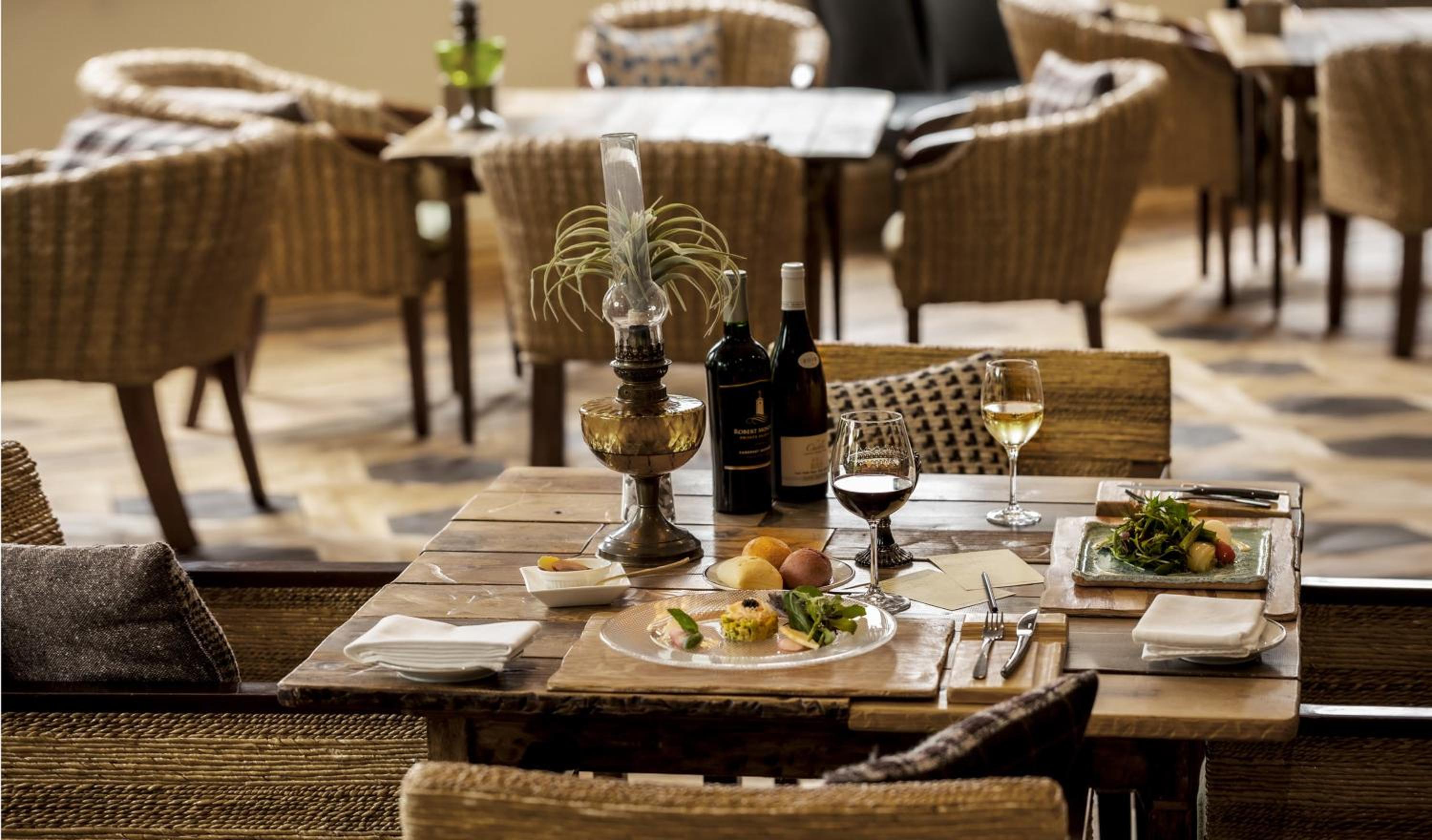 dining