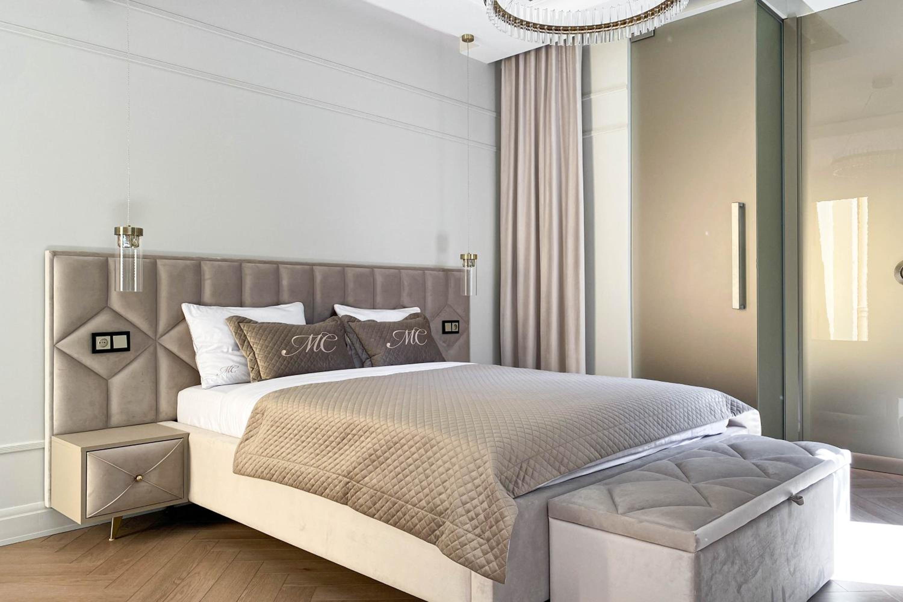 Monaco Premium Suites