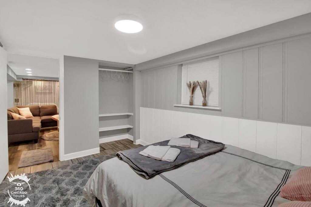 Logan square monthly apartament