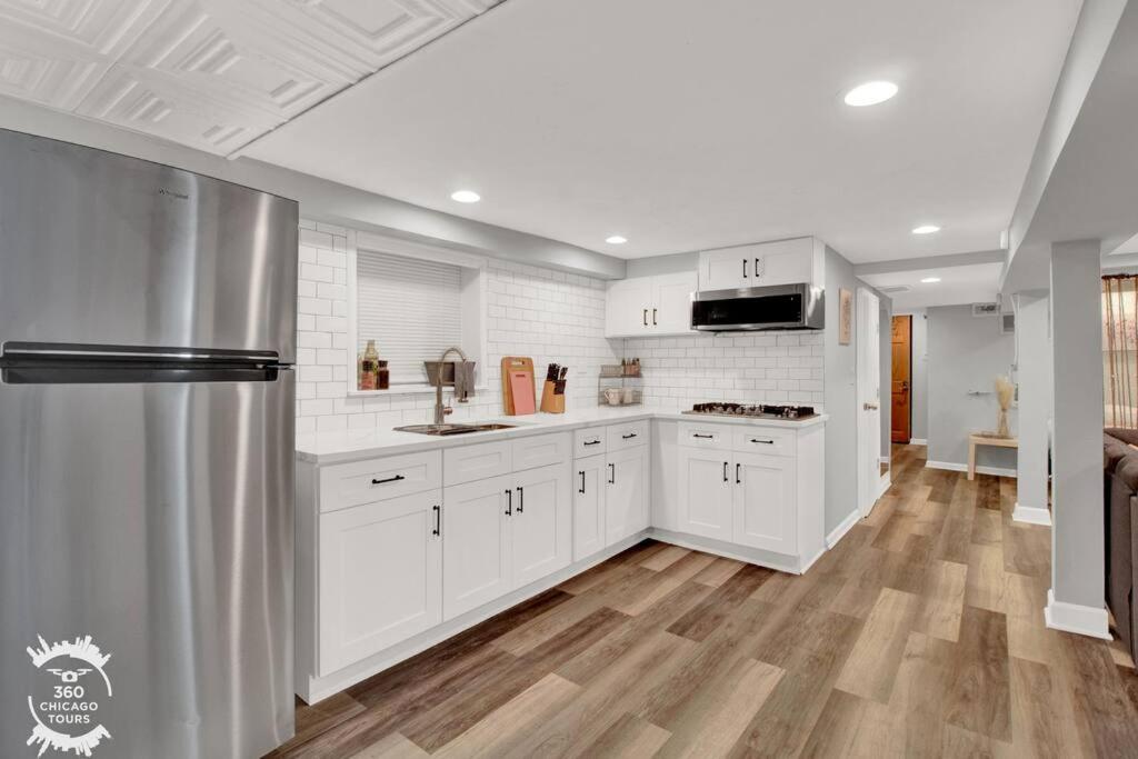 Logan square monthly apartament