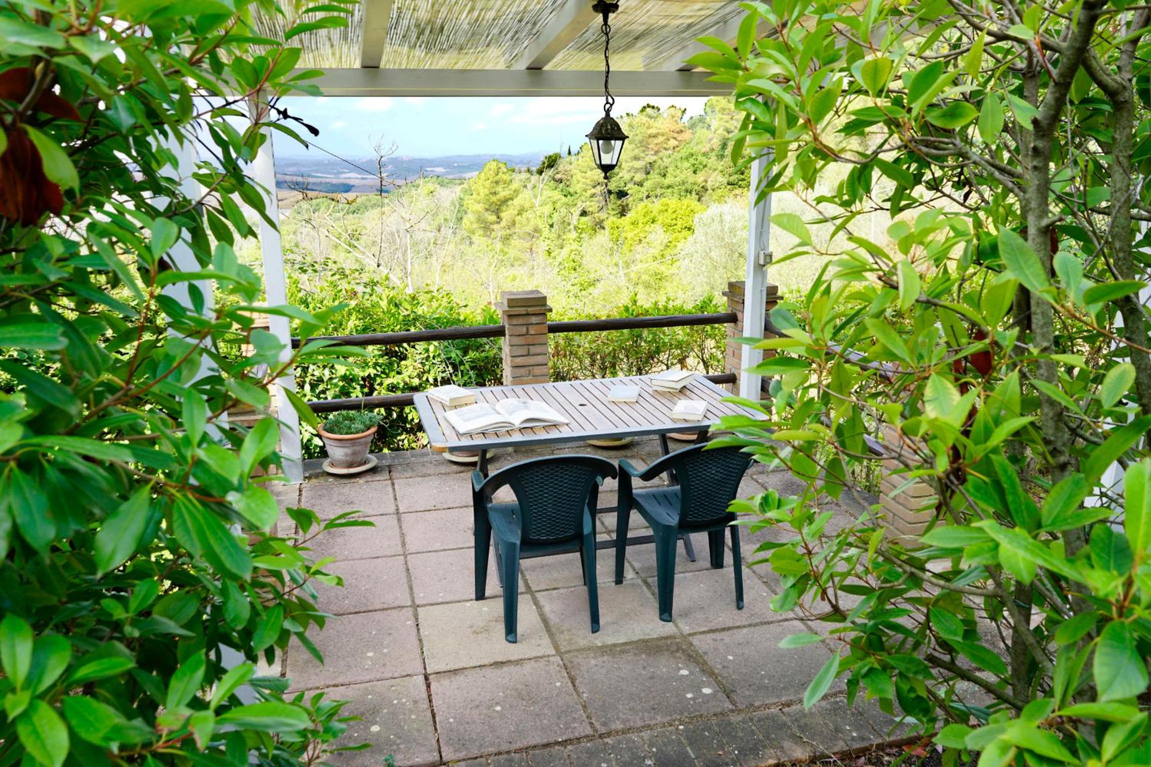 Antica Pietra holiday house with pool