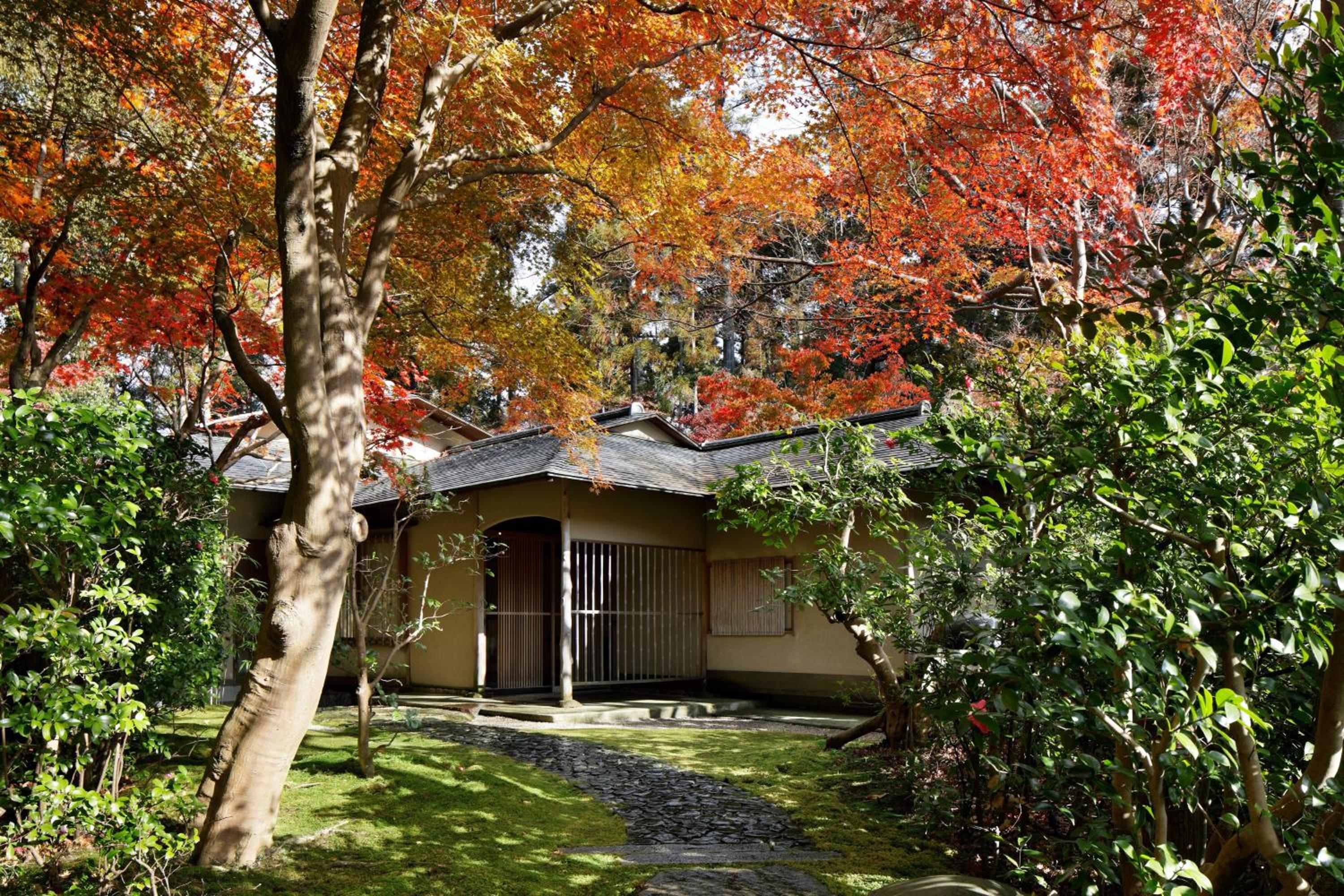 The Prince Kyoto Takaragaike, Autograph Collection 94