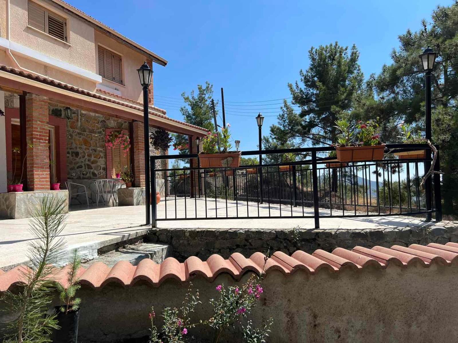 VILLA AURA by AgroHolidays