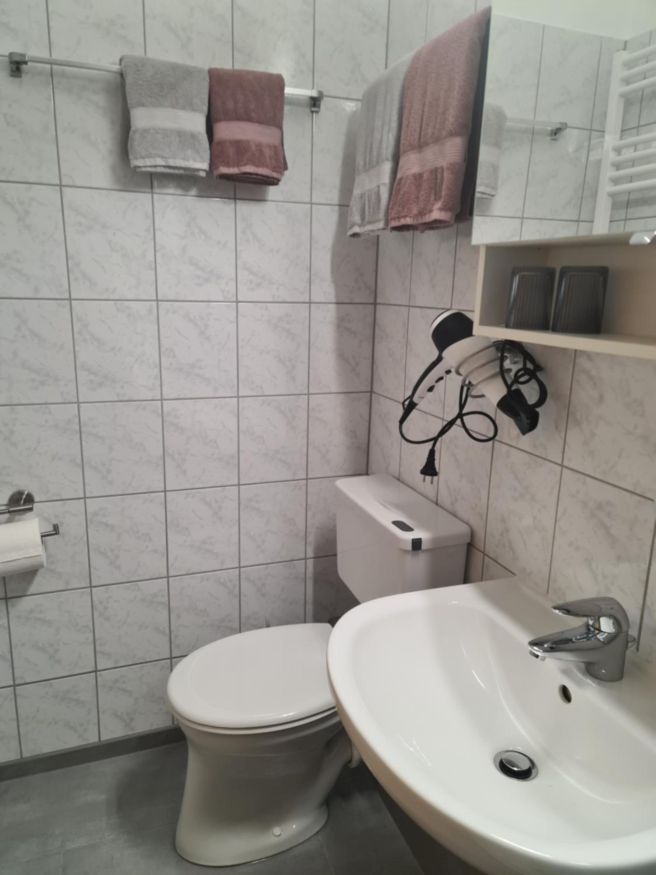 Photo 34