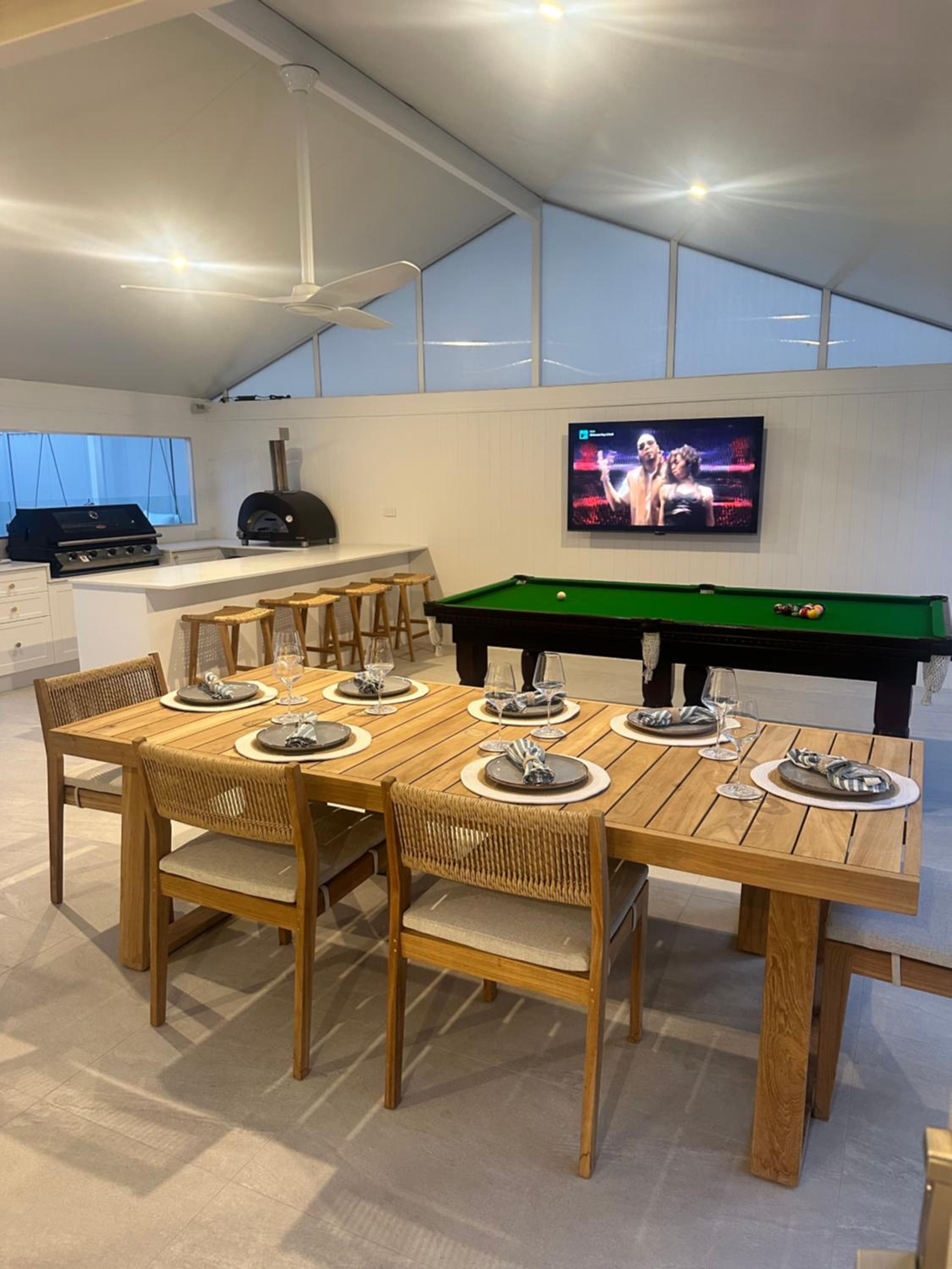 dining