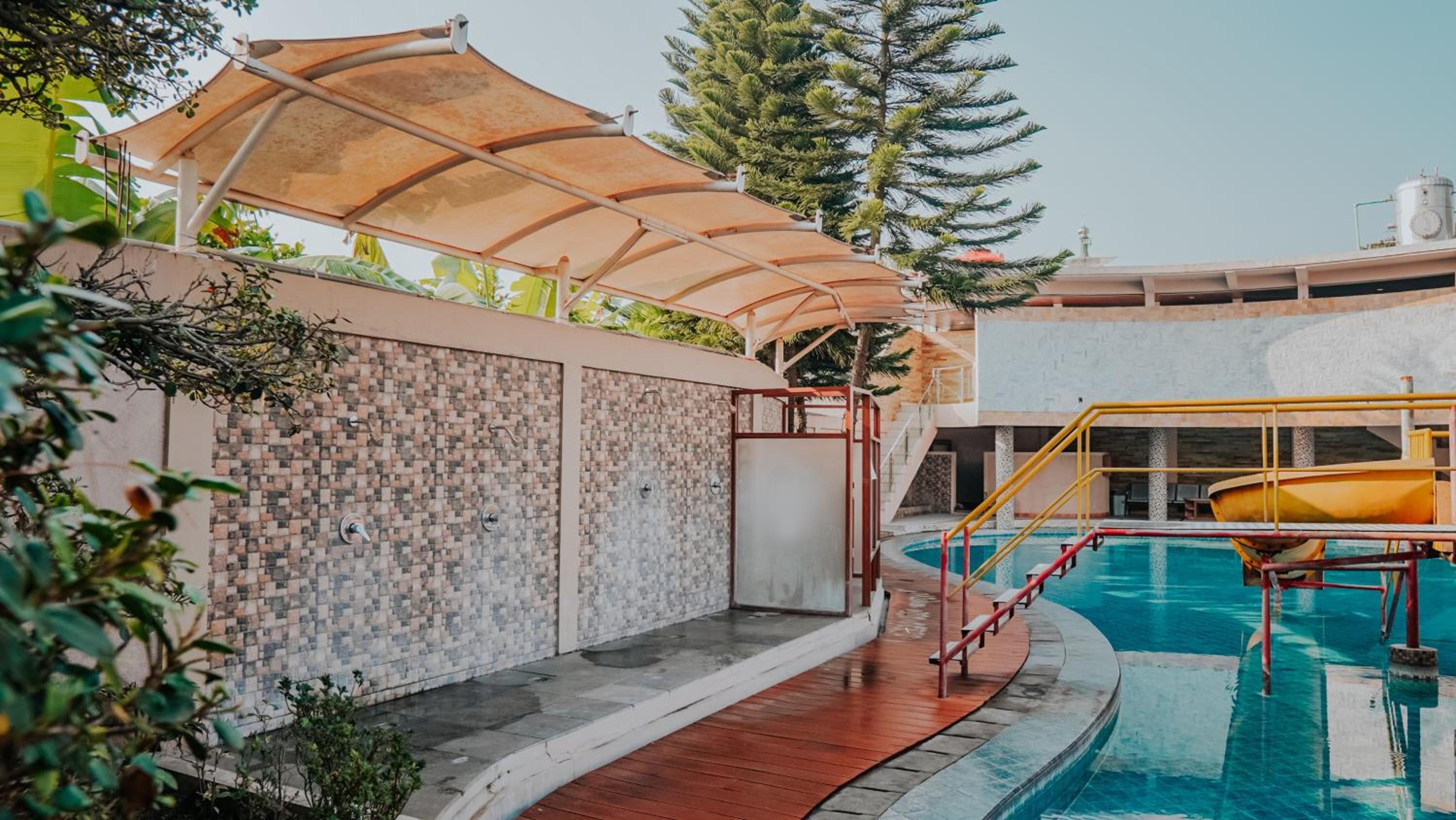 Villa Rancabango Hotel & Resort Garut view 3