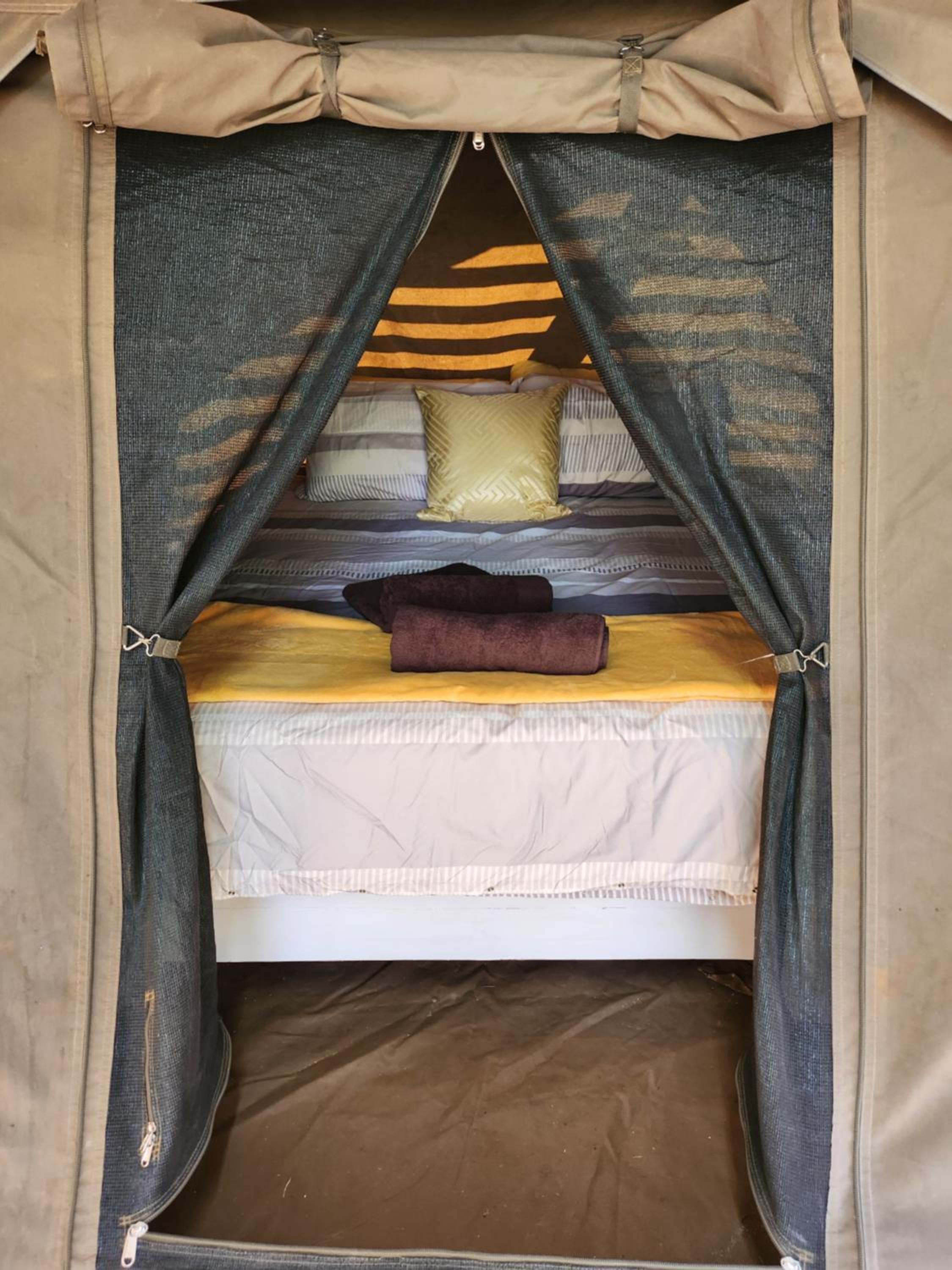 Jackal Cry River View Tent