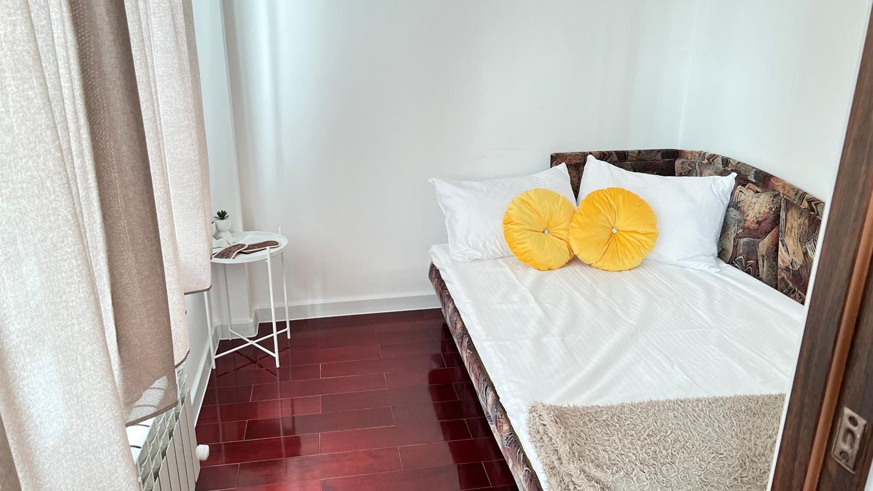 Arlan apartments