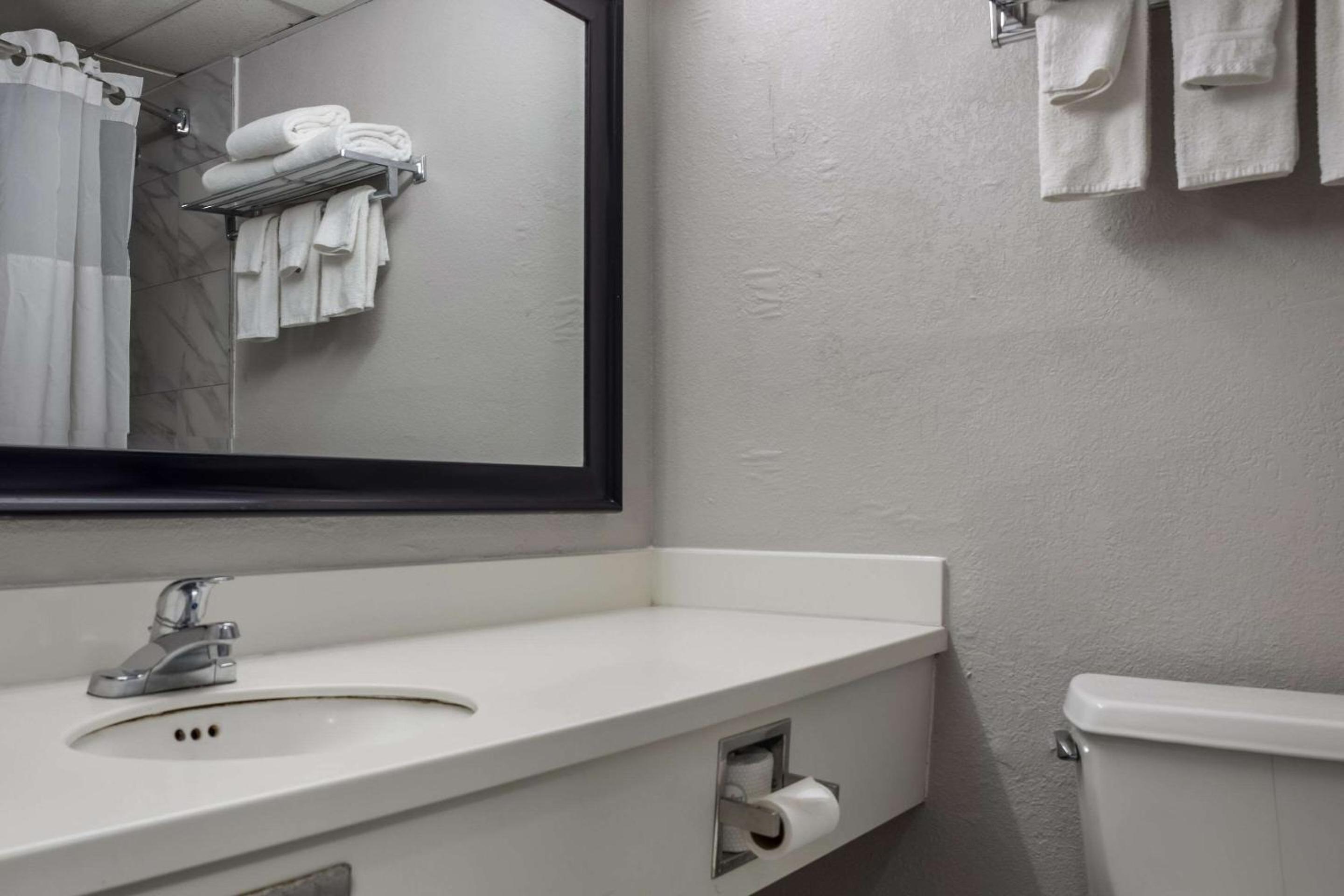 Quality Inn Toledo Westgate