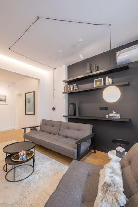 Top-Notch location, an Exceptionally Stylish flat