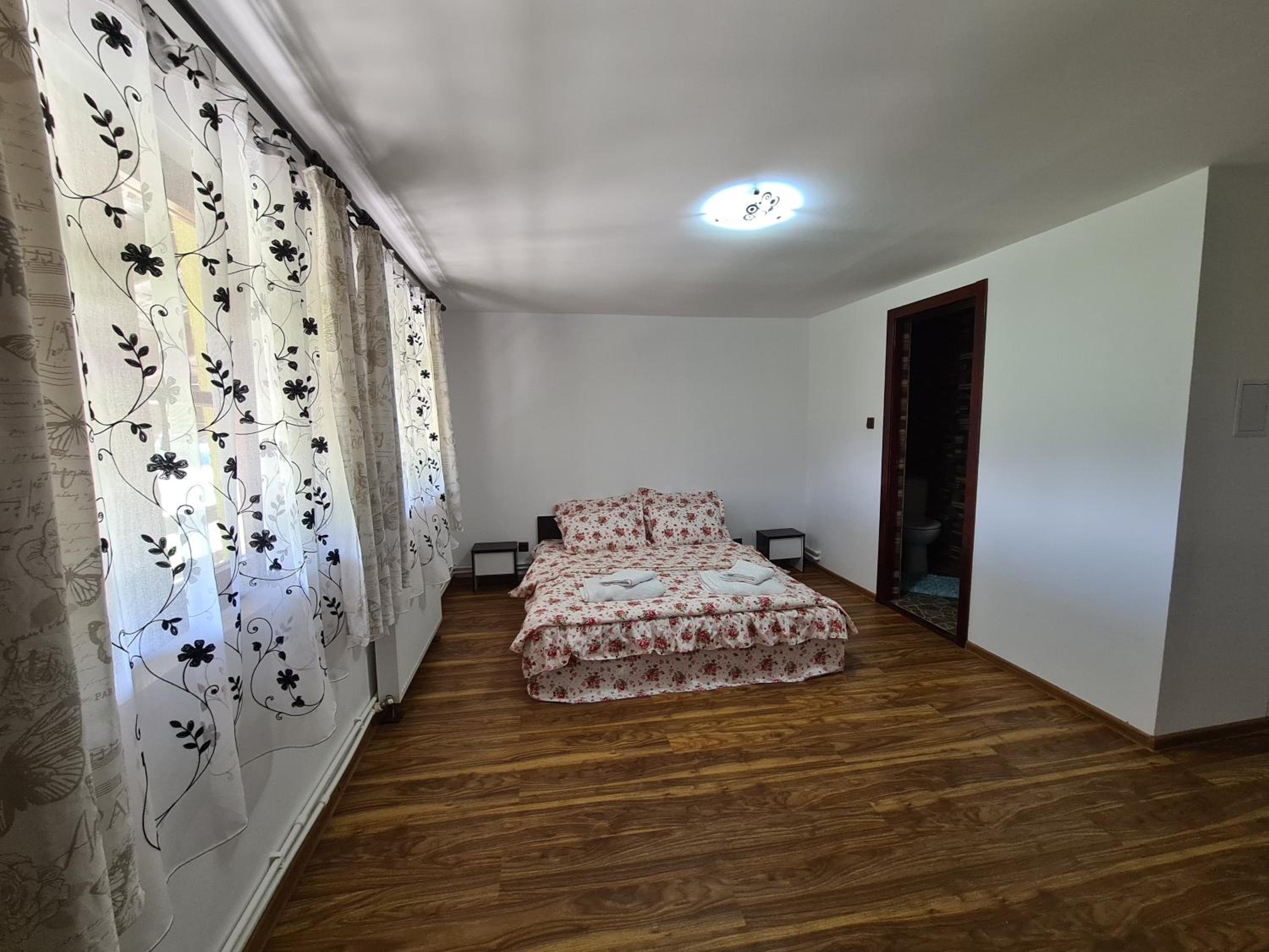 Photo 31
