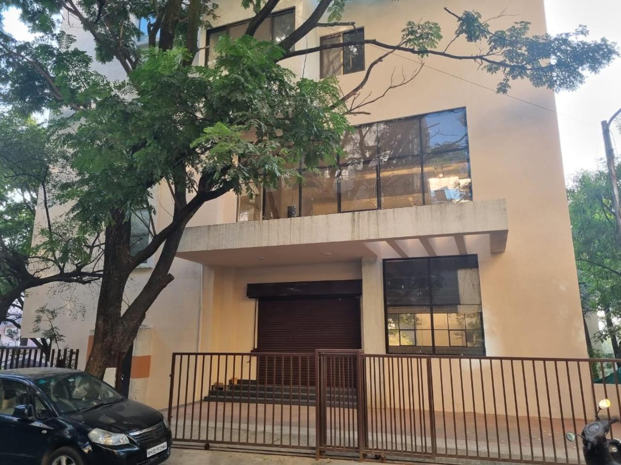 Cinnamon House