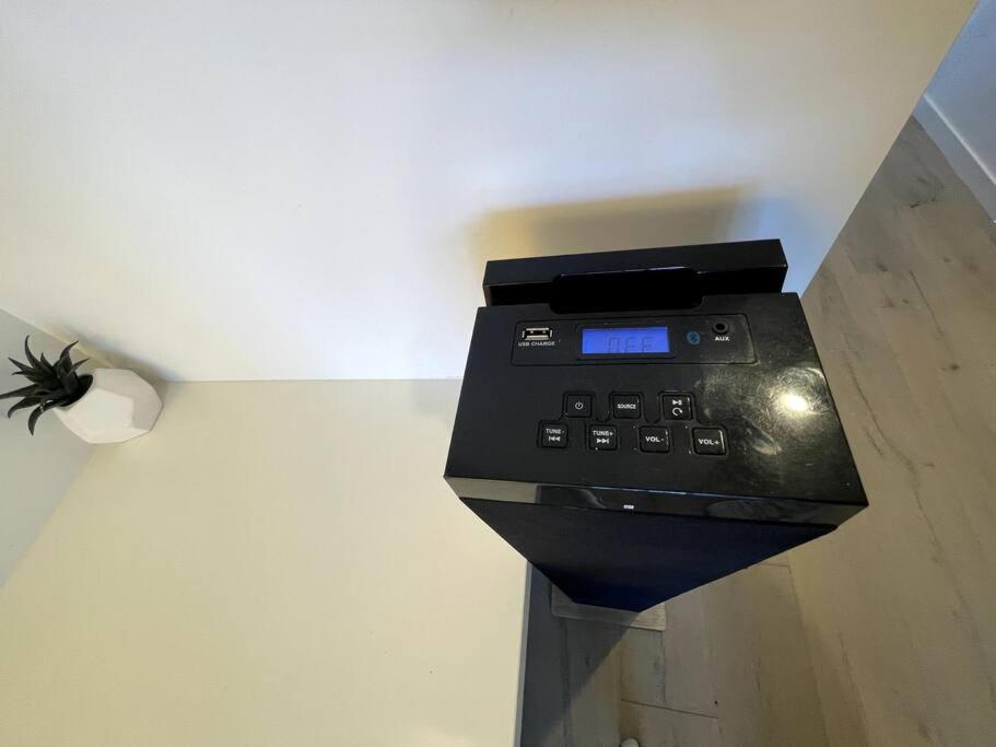 3 BRs topfloor view@Heart of Canberra free parking