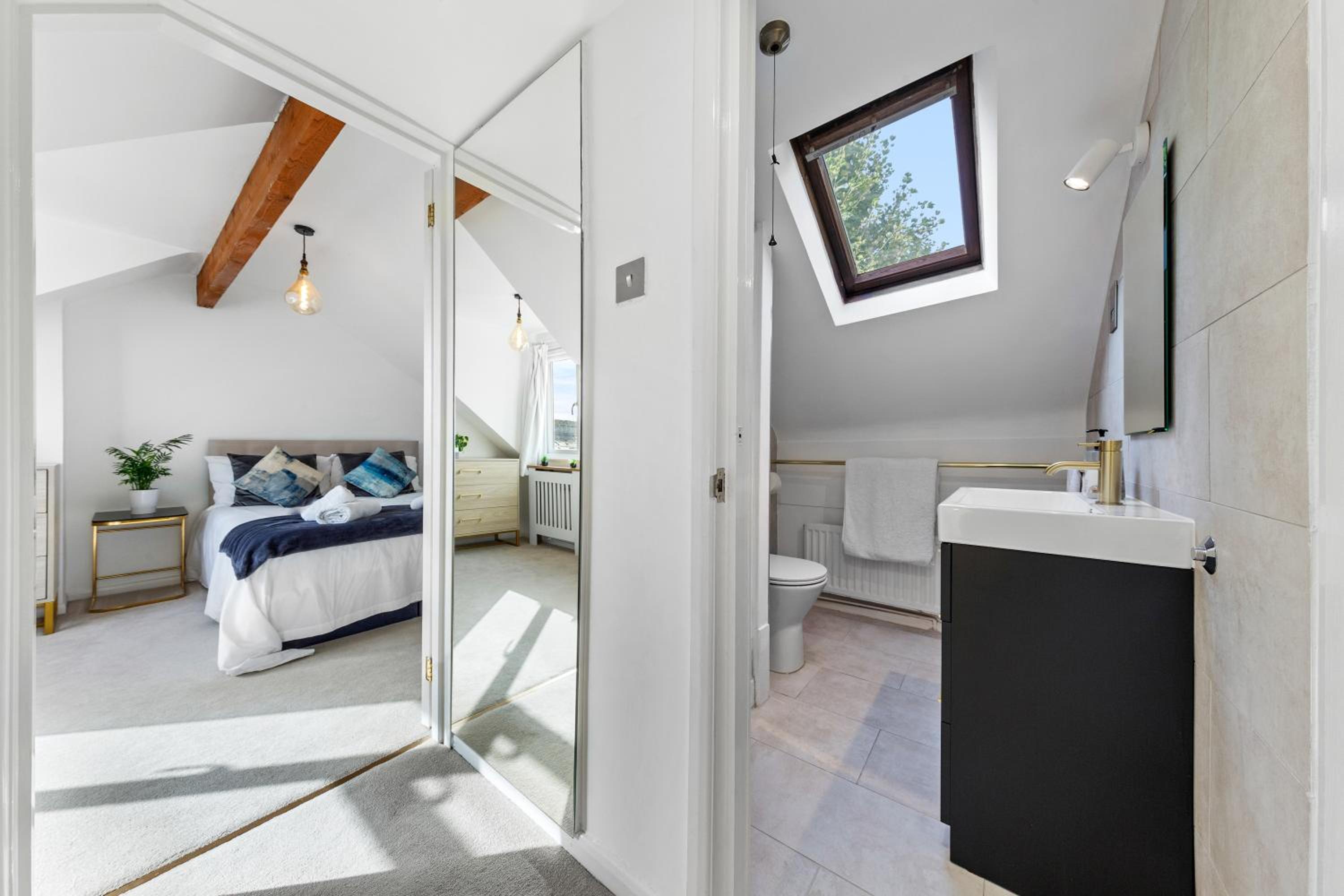 Chelsea Maisonette
