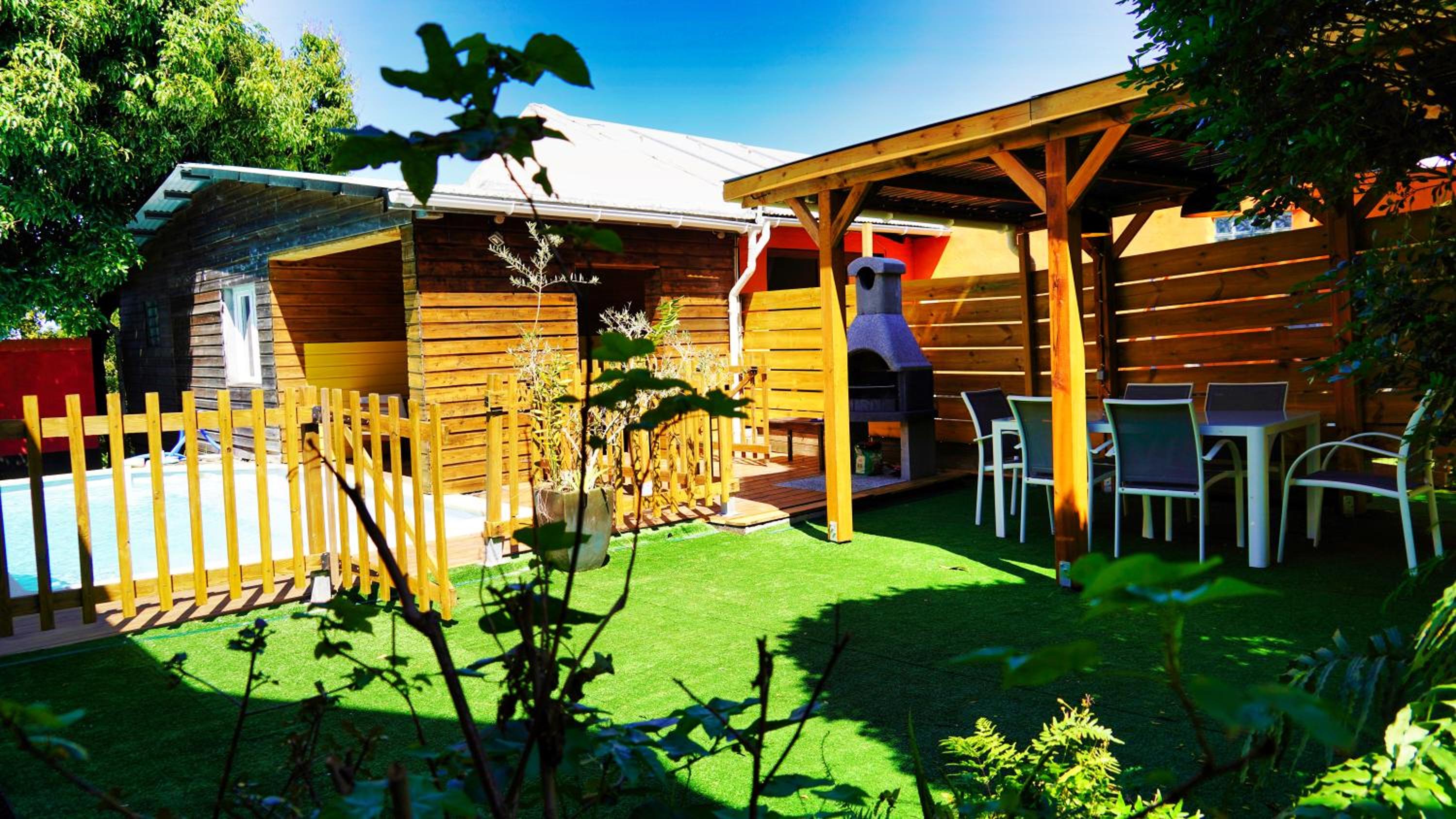 Bubble Village House - Villa de charme du Sud sauvage view 2