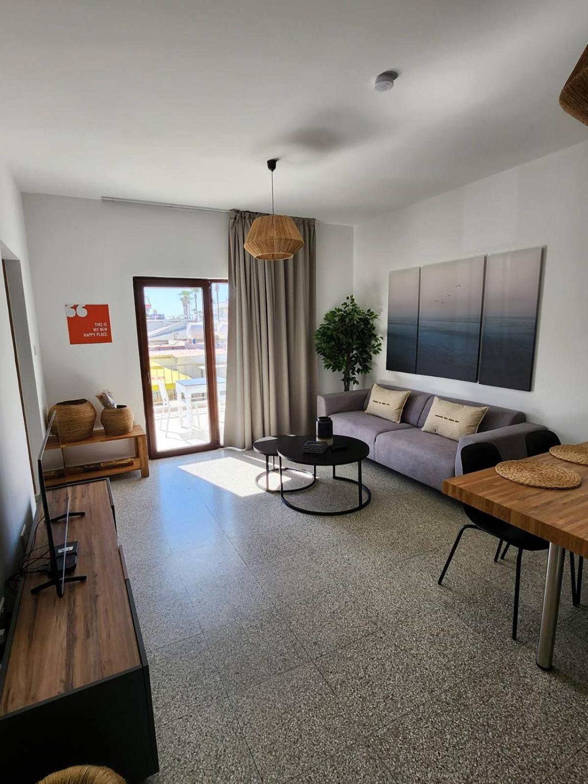 Adamandri Lodge - Prime Location
