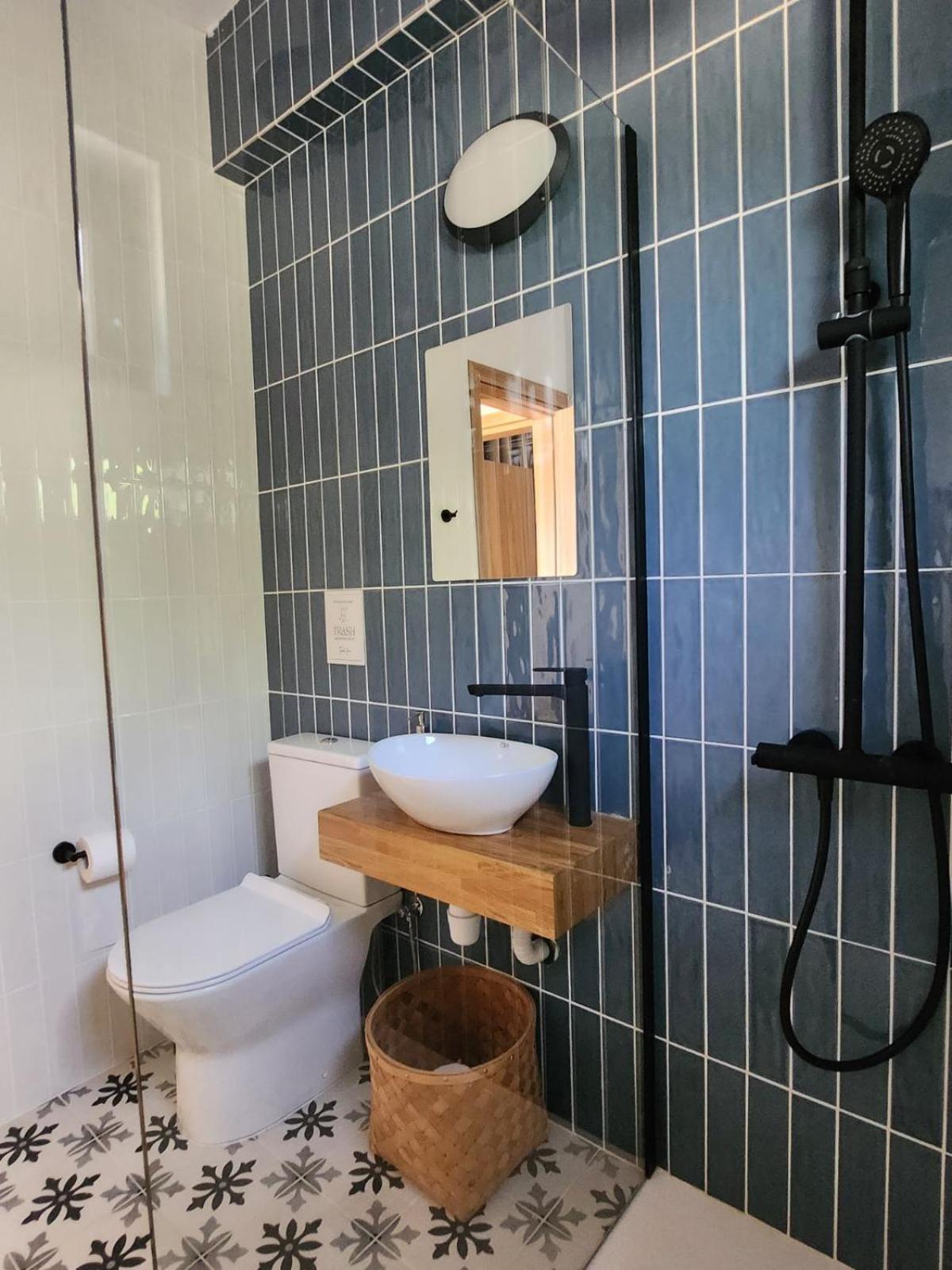Adamandri Lodge - Prime Location