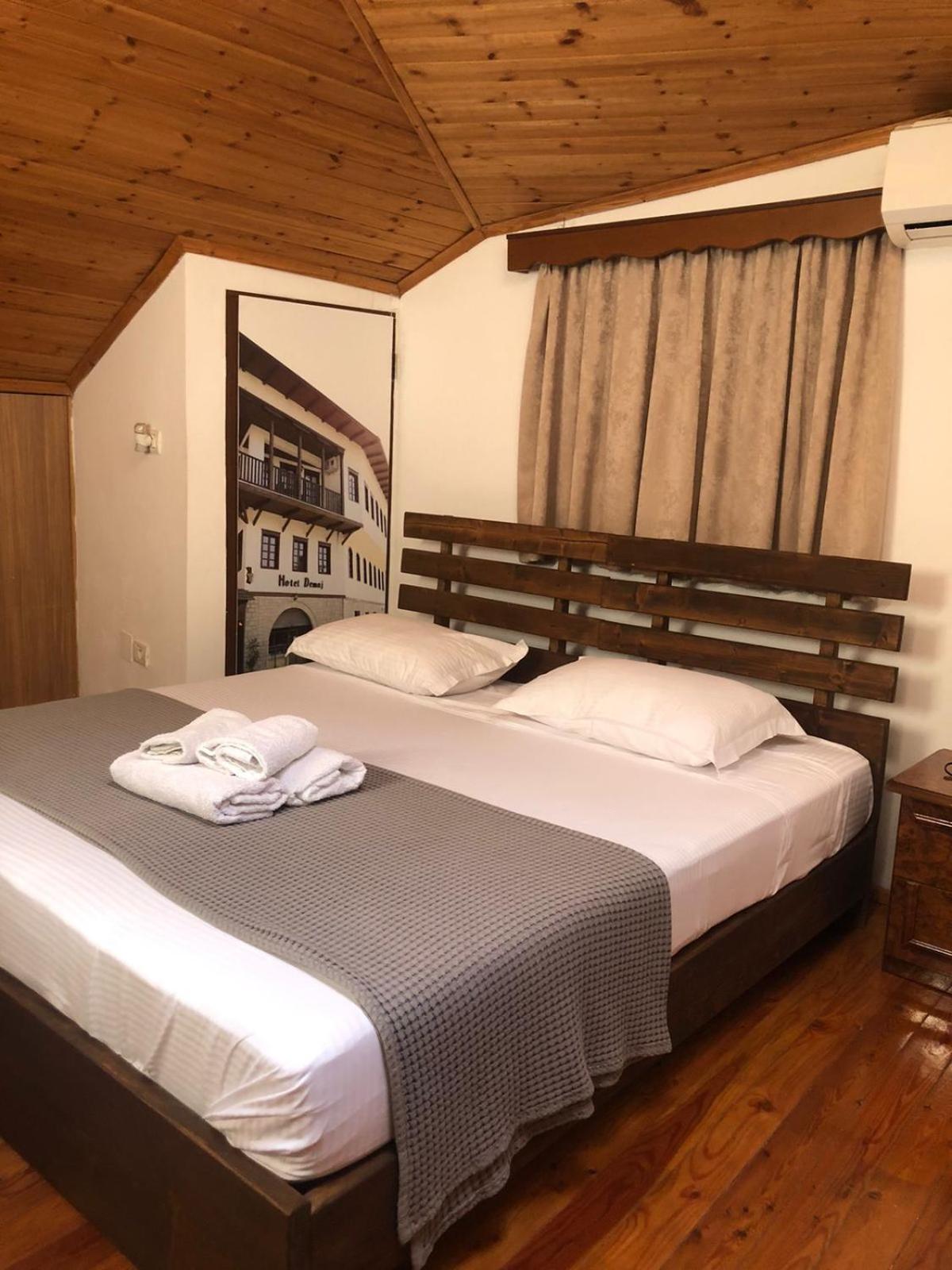 Hotel Demaj