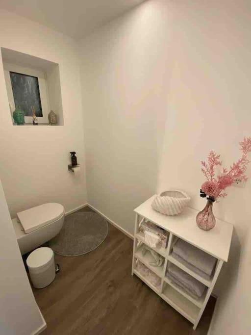 Großzügige Design Wohnung 110qm max 6 Personen