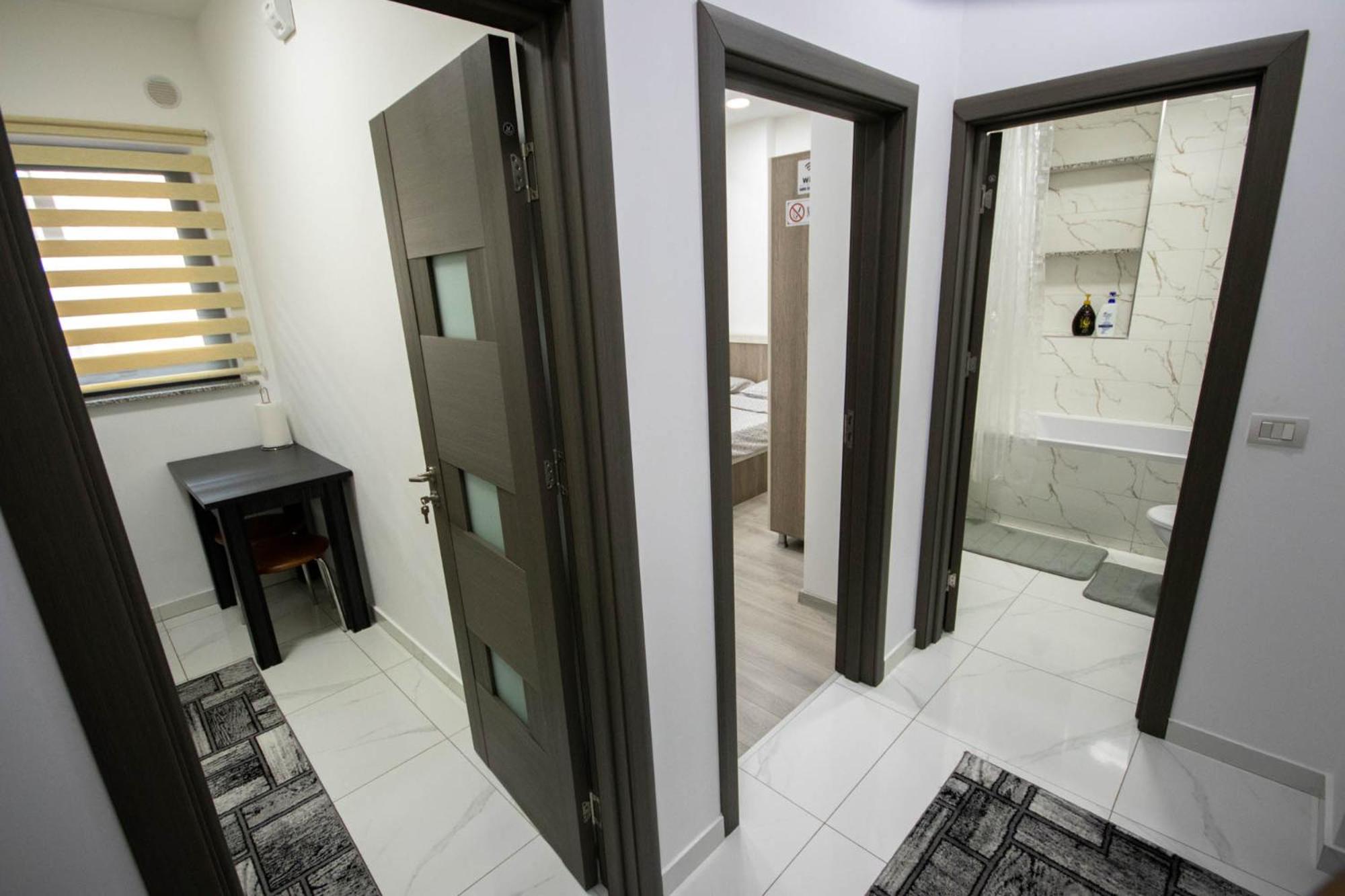 AStar Apartments - LARGE view 4