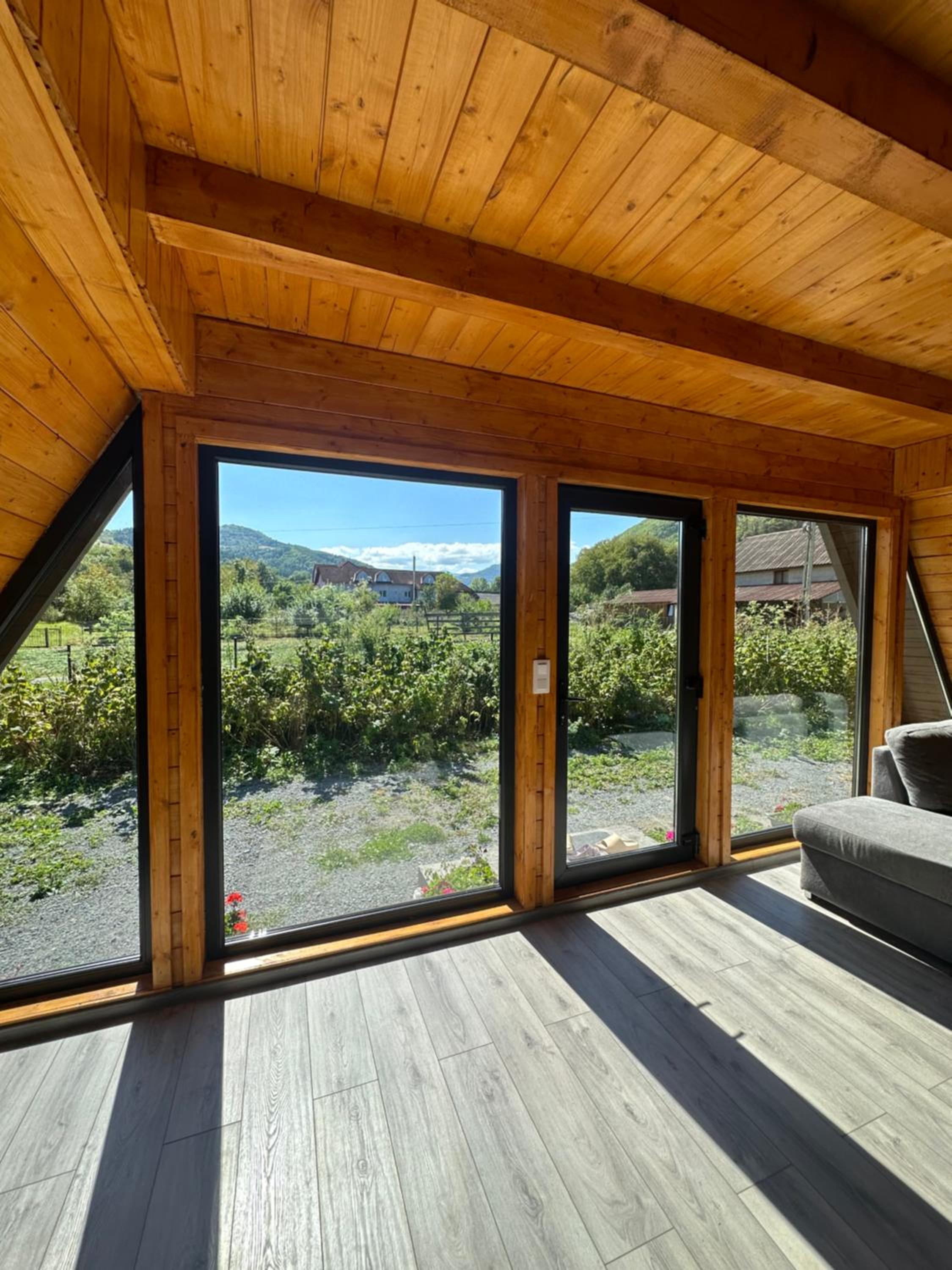 Little House Bologa view 5