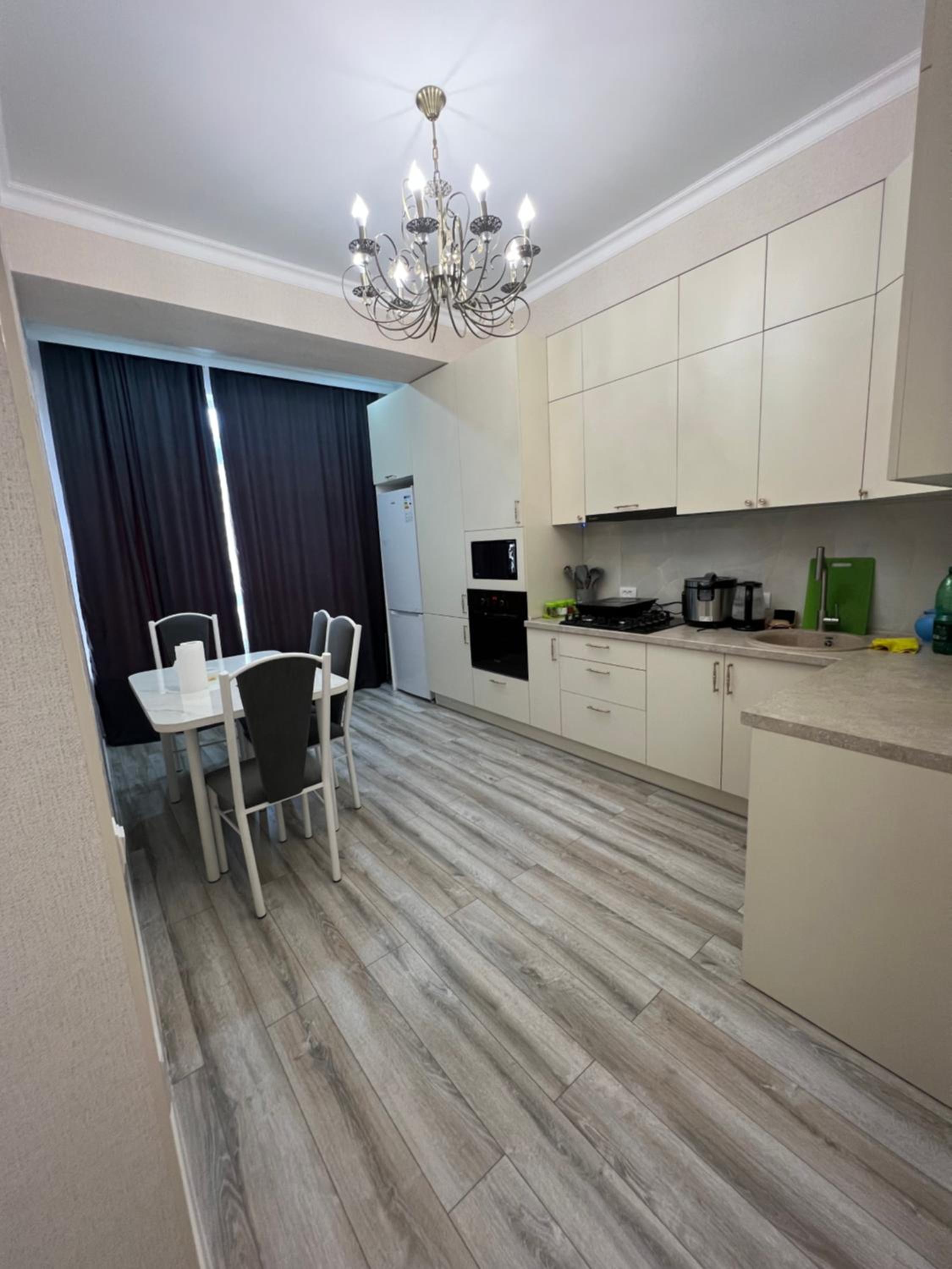 1br apartment Dreams view 2