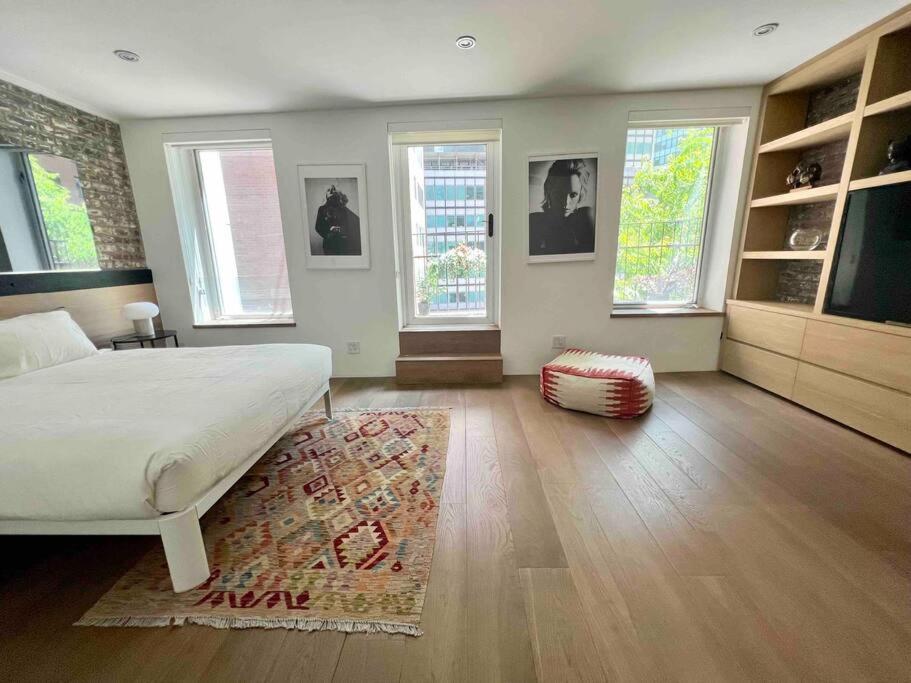 Superb Duplex Penthouse in FIDI