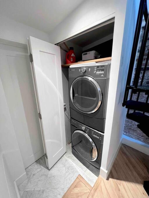 Superb Duplex Penthouse in FIDI