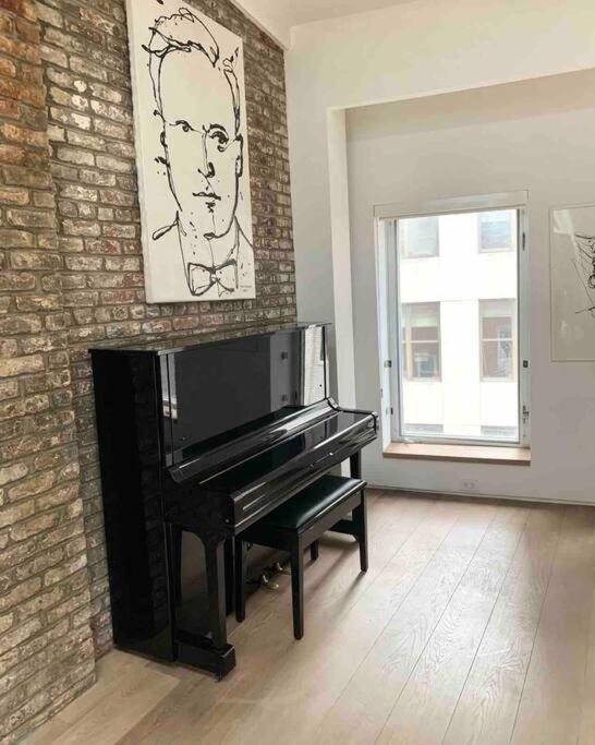 Superb Duplex Penthouse in FIDI