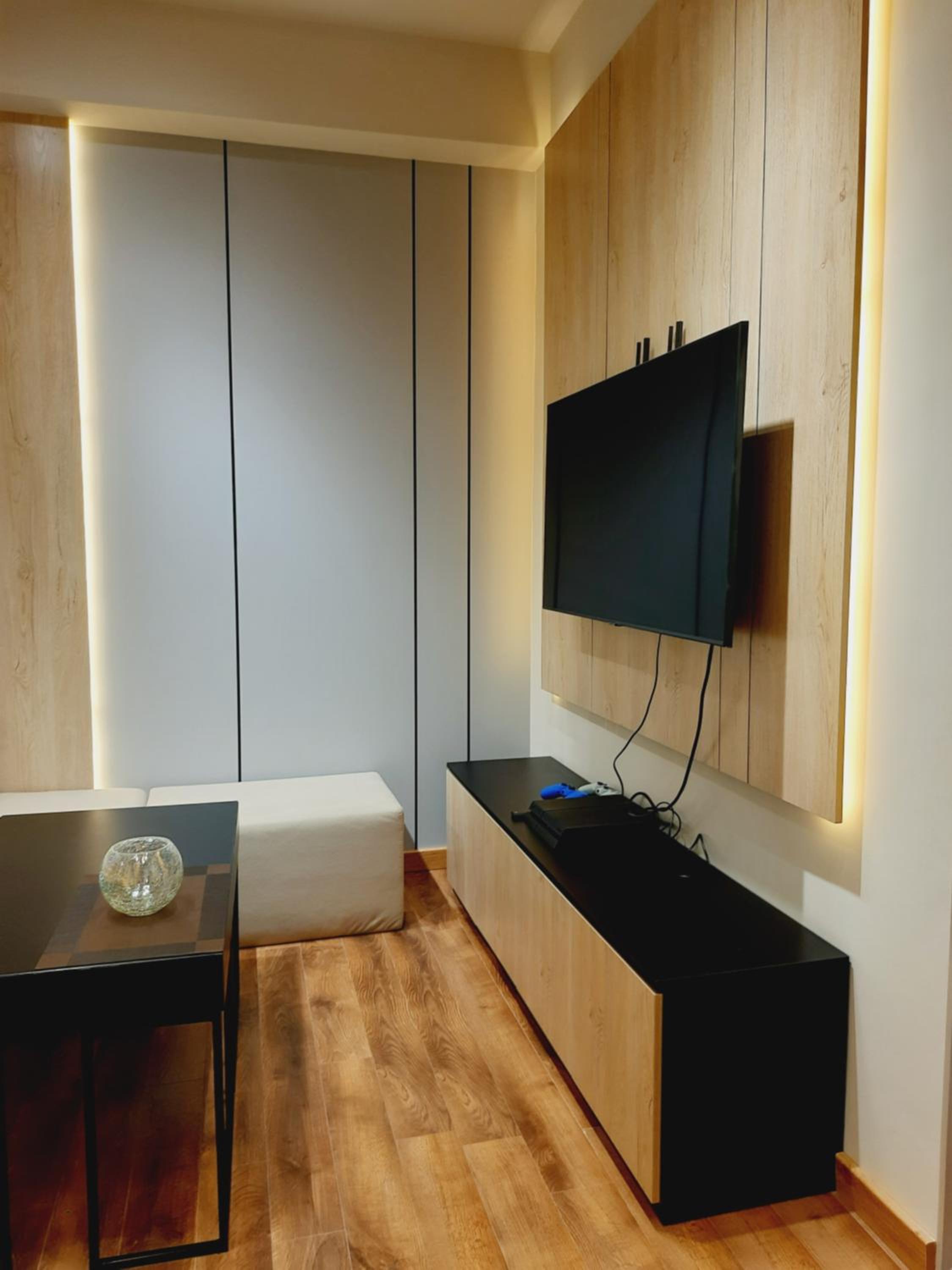 Masterland Apartments